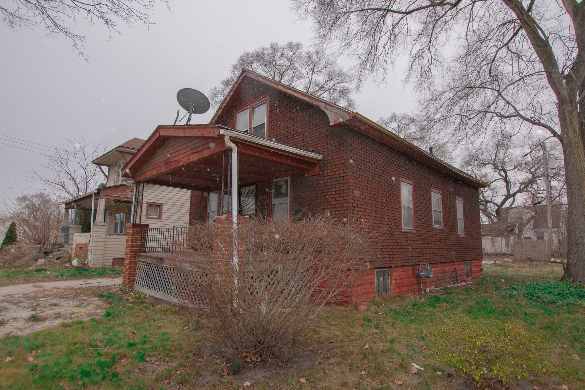 16135 SANTA ROSA Drive