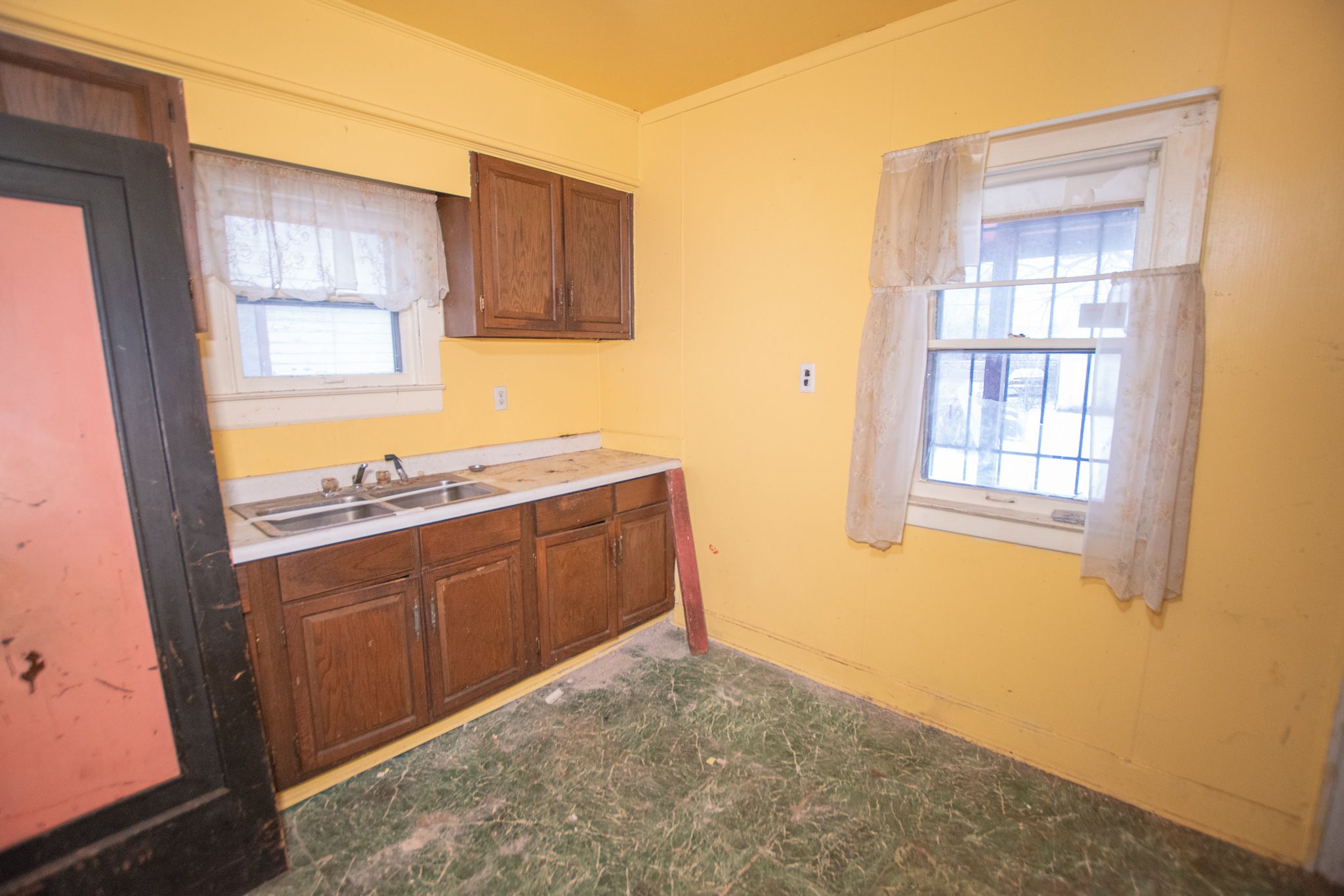 16135 SANTA ROSA Drive