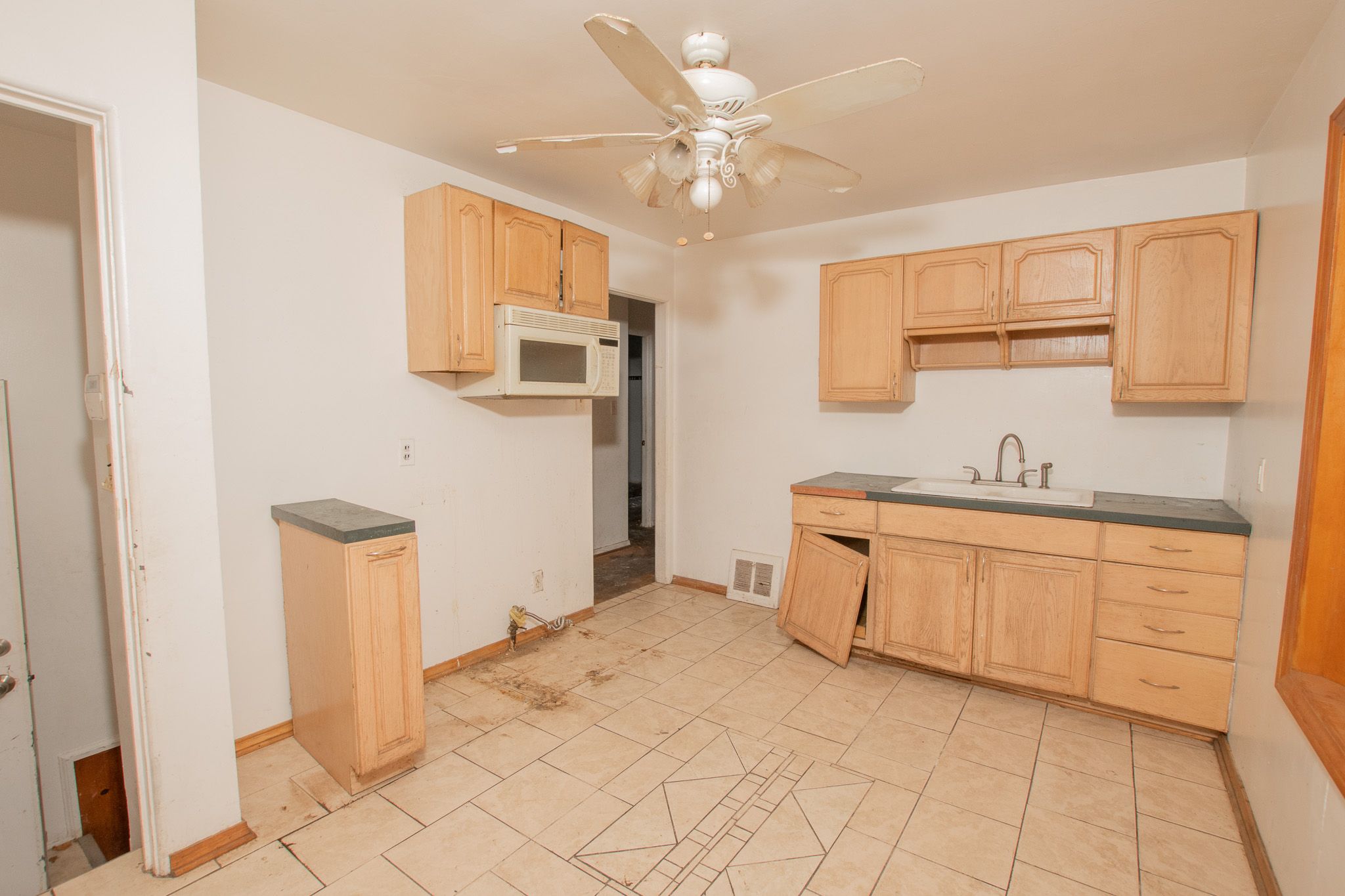 12622 RIVERVIEW Street