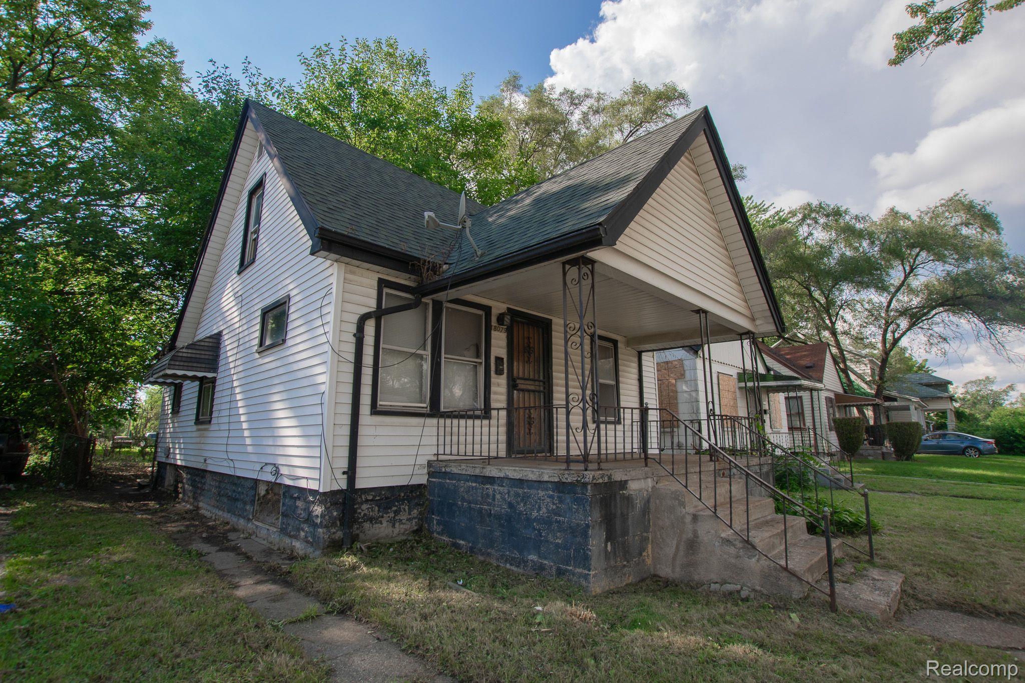 18079 CARDONI Street