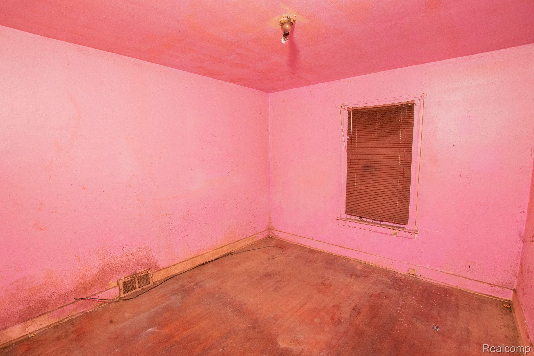 18079 CARDONI Street