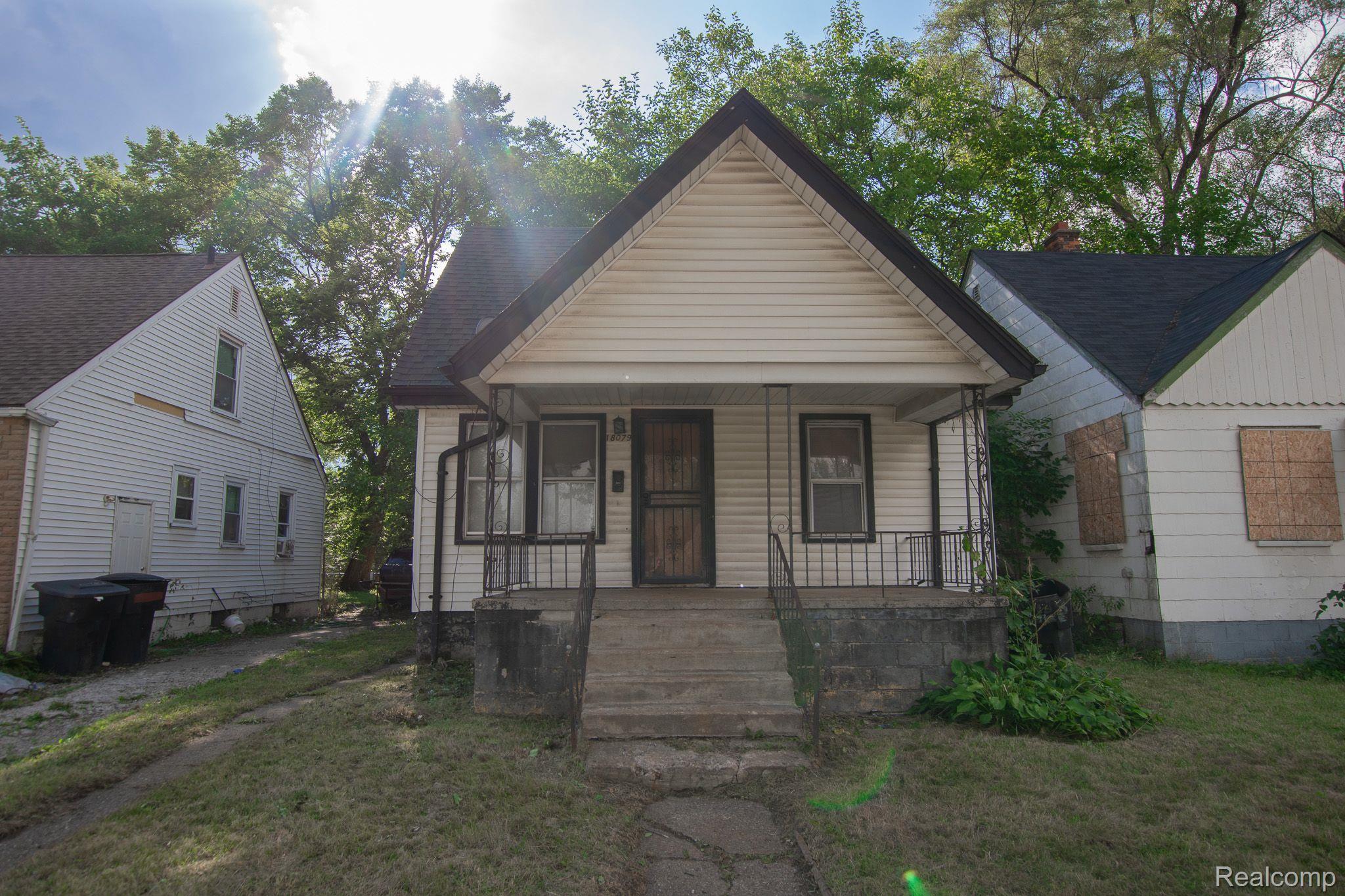 18079 CARDONI Street