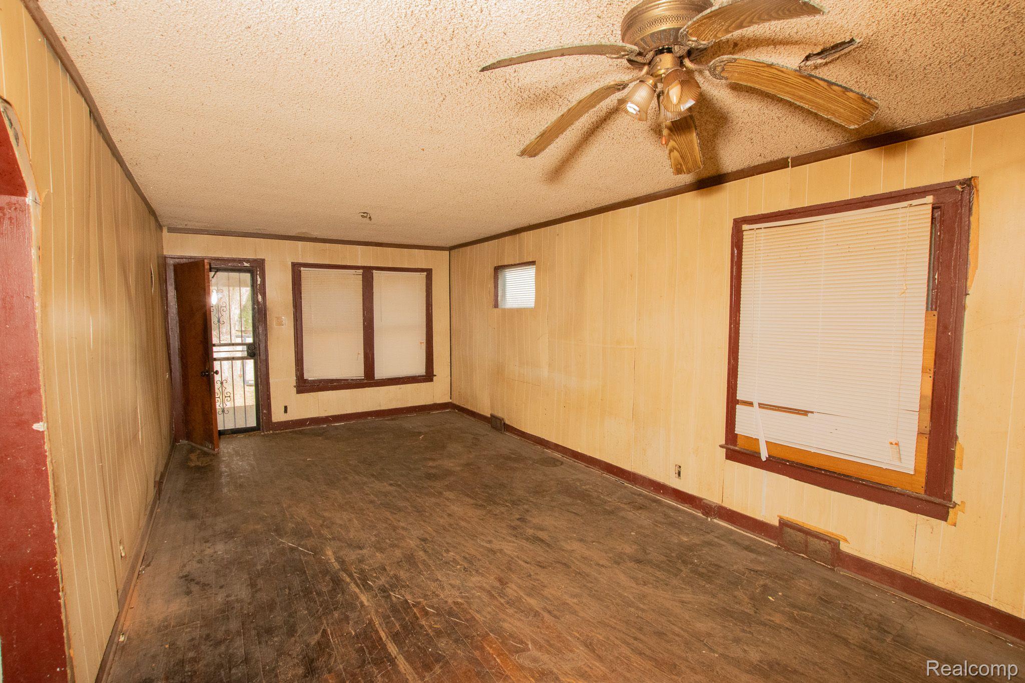 18079 CARDONI Street