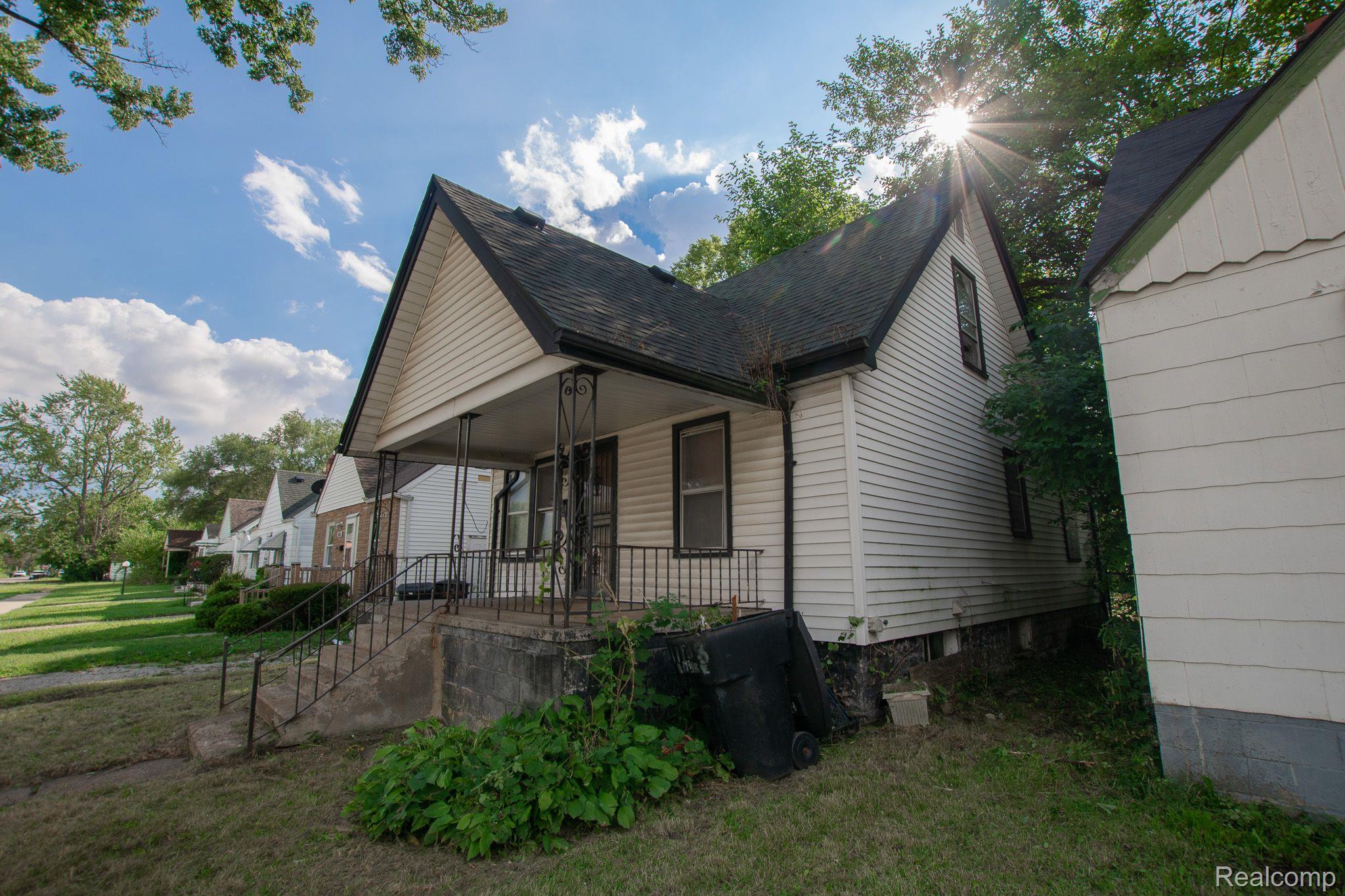 18079 CARDONI Street