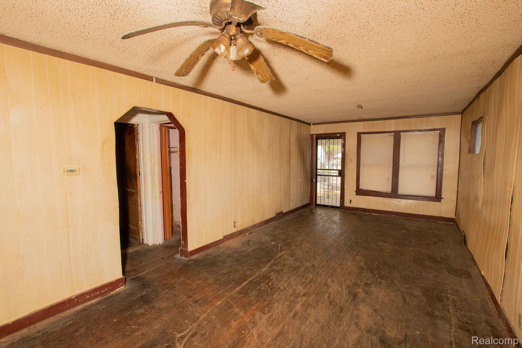 18079 CARDONI Street