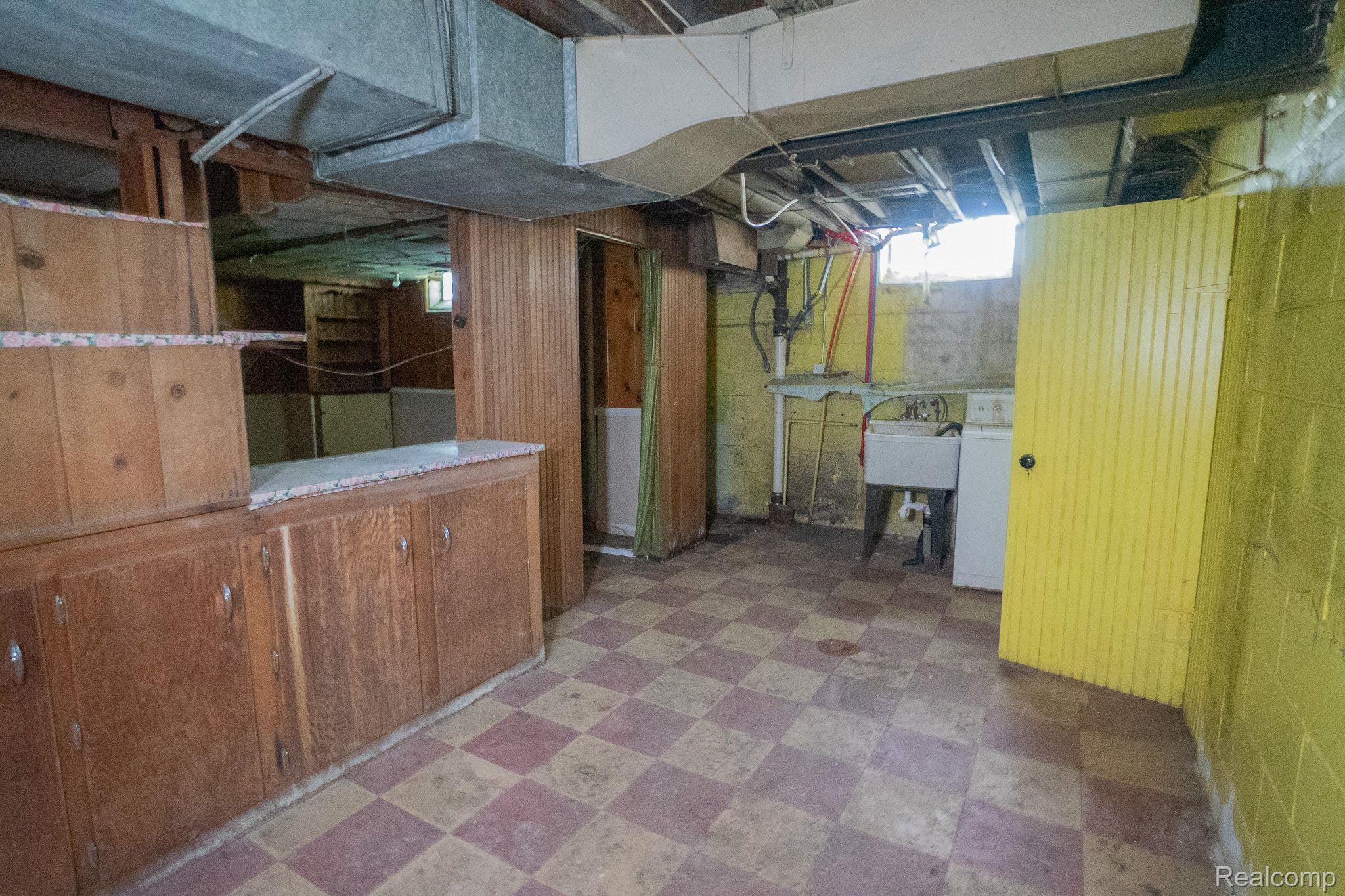 18118 SORRENTO Street