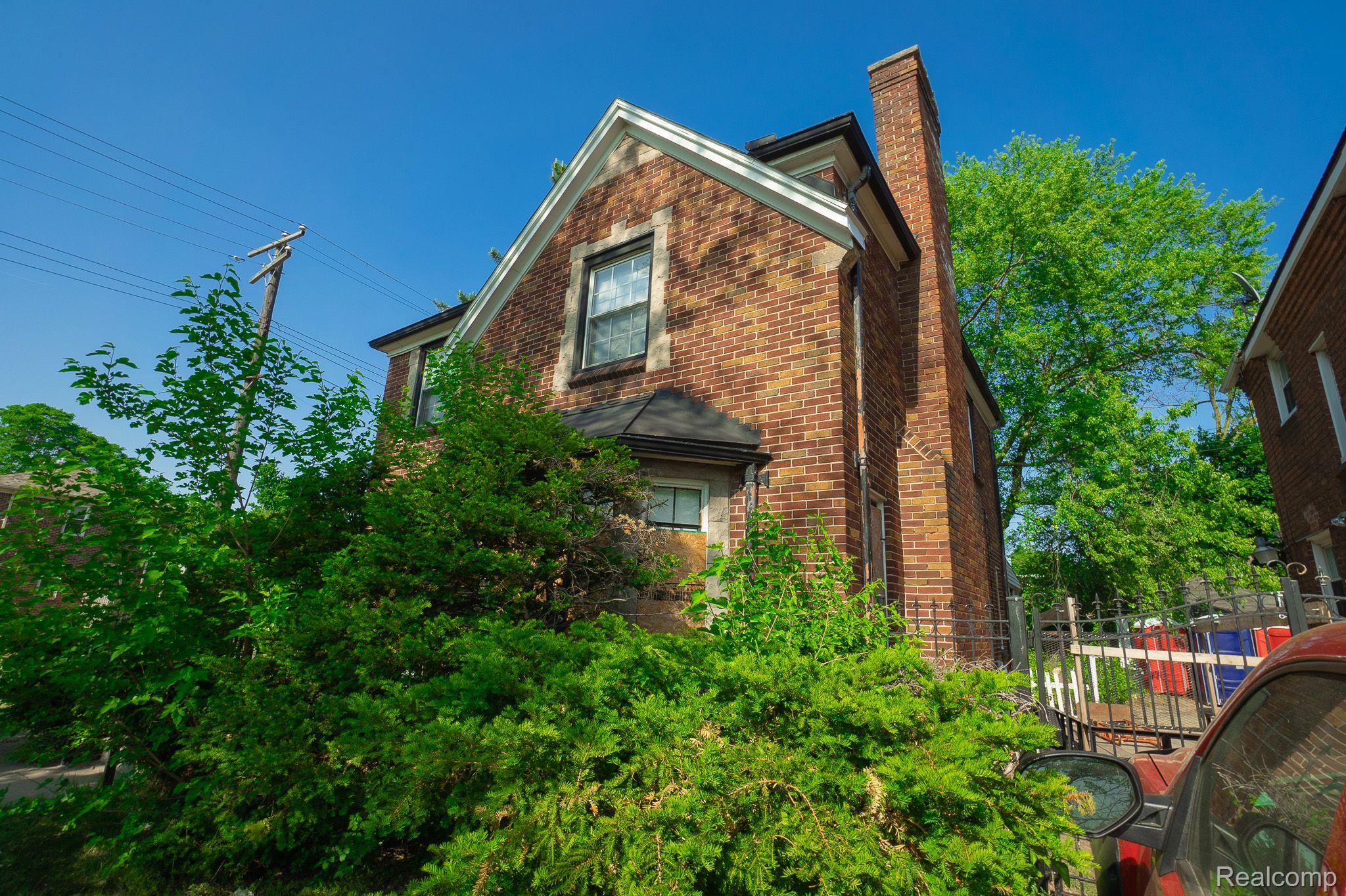 18118 SORRENTO Street