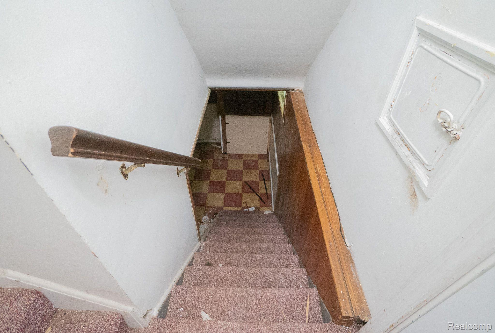 18118 SORRENTO Street