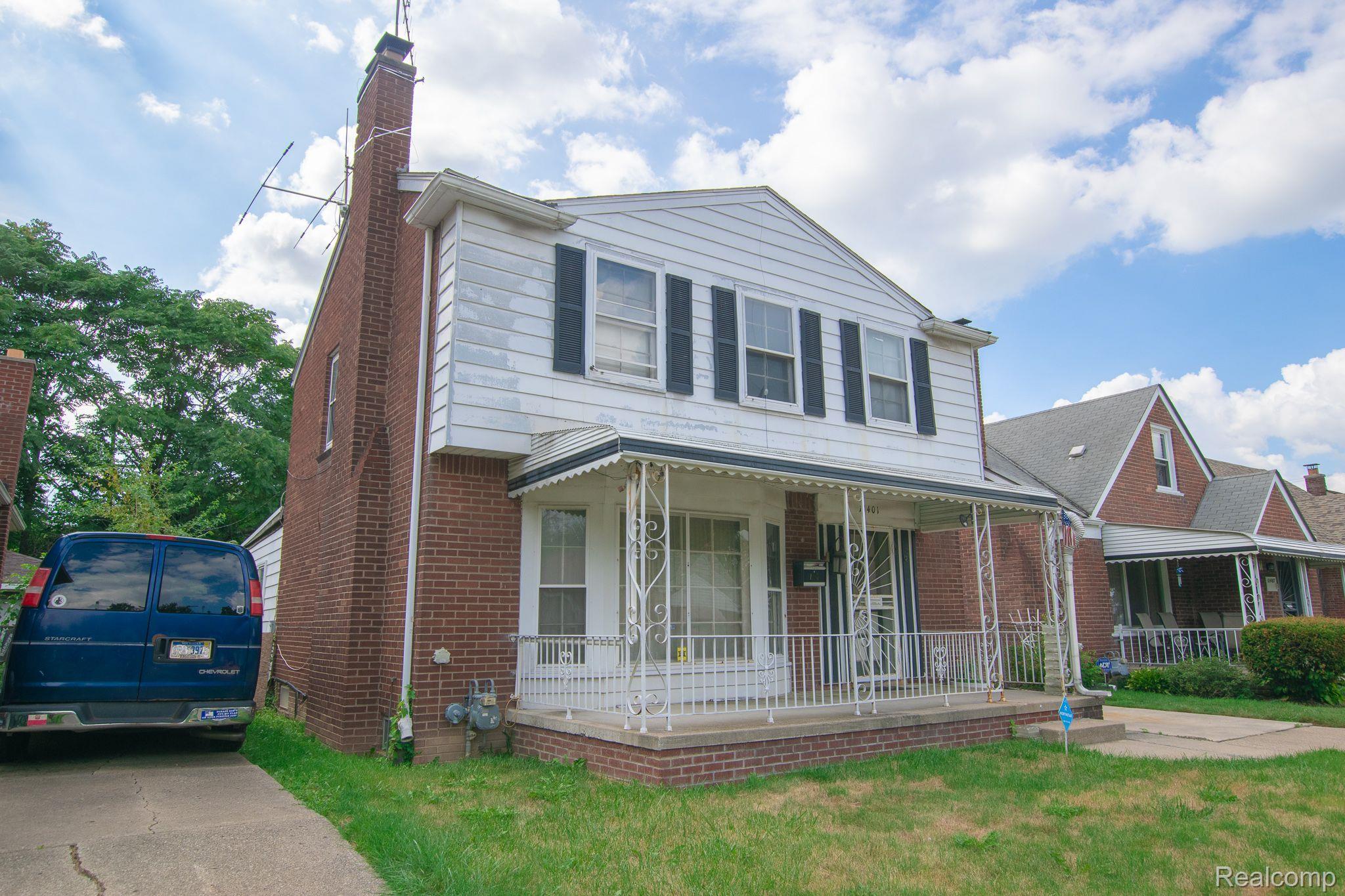 11401 GRANDVILLE Avenue