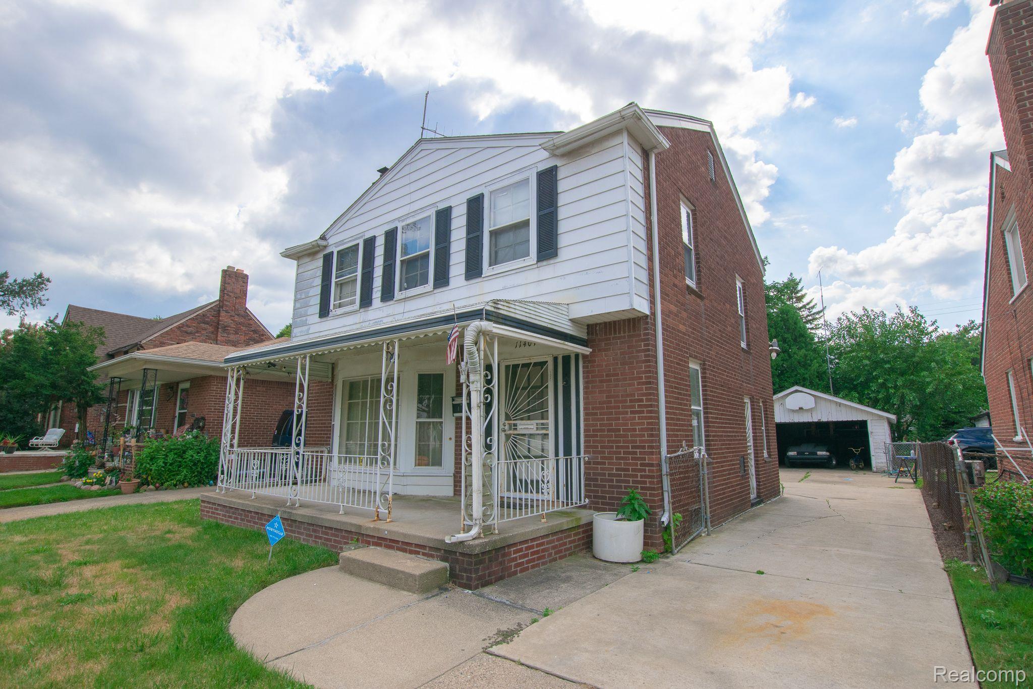 11401 GRANDVILLE Avenue