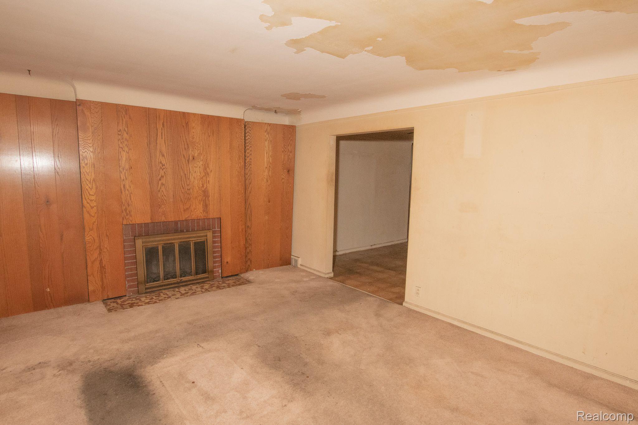 11401 GRANDVILLE Avenue