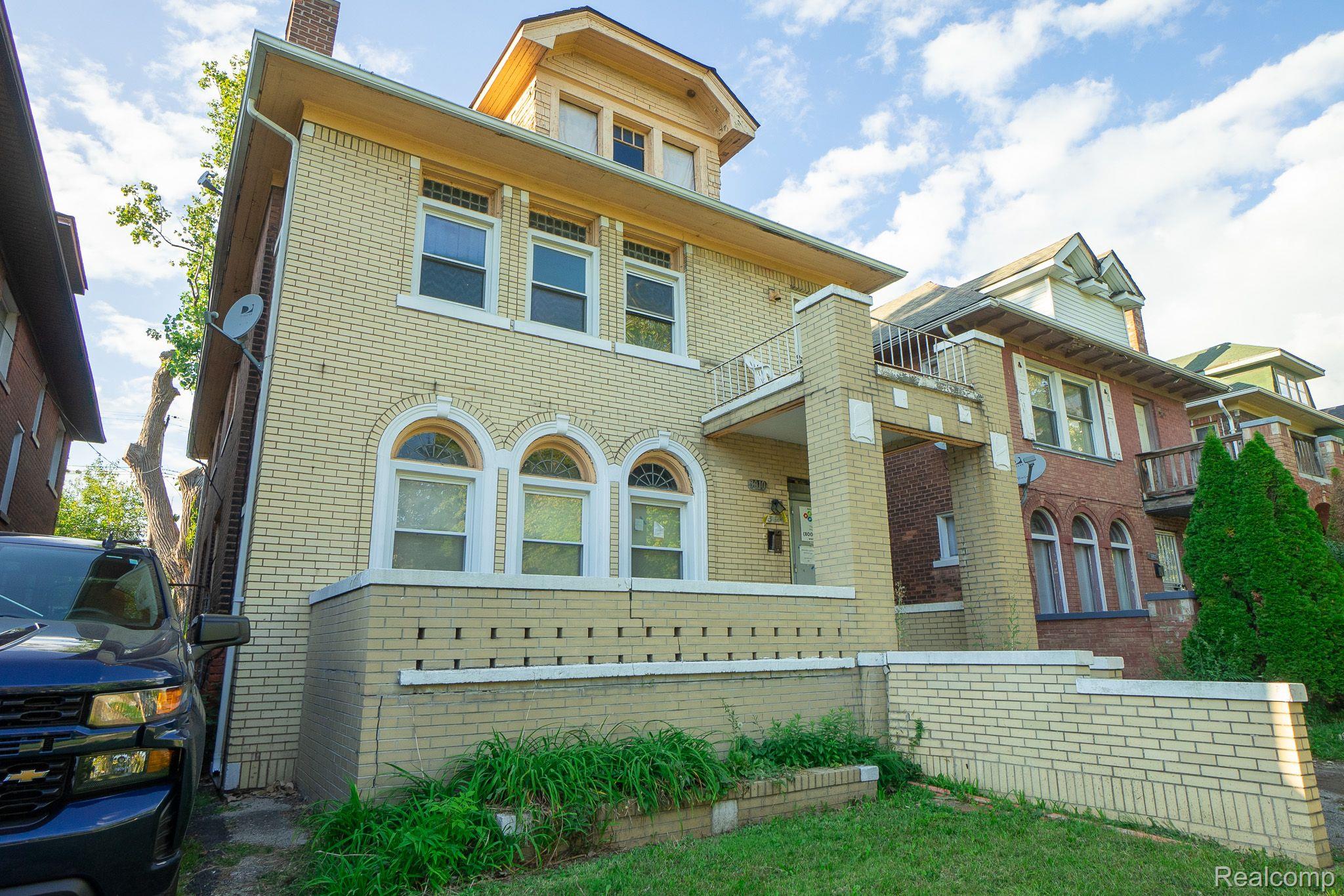 3008 CORTLAND Street