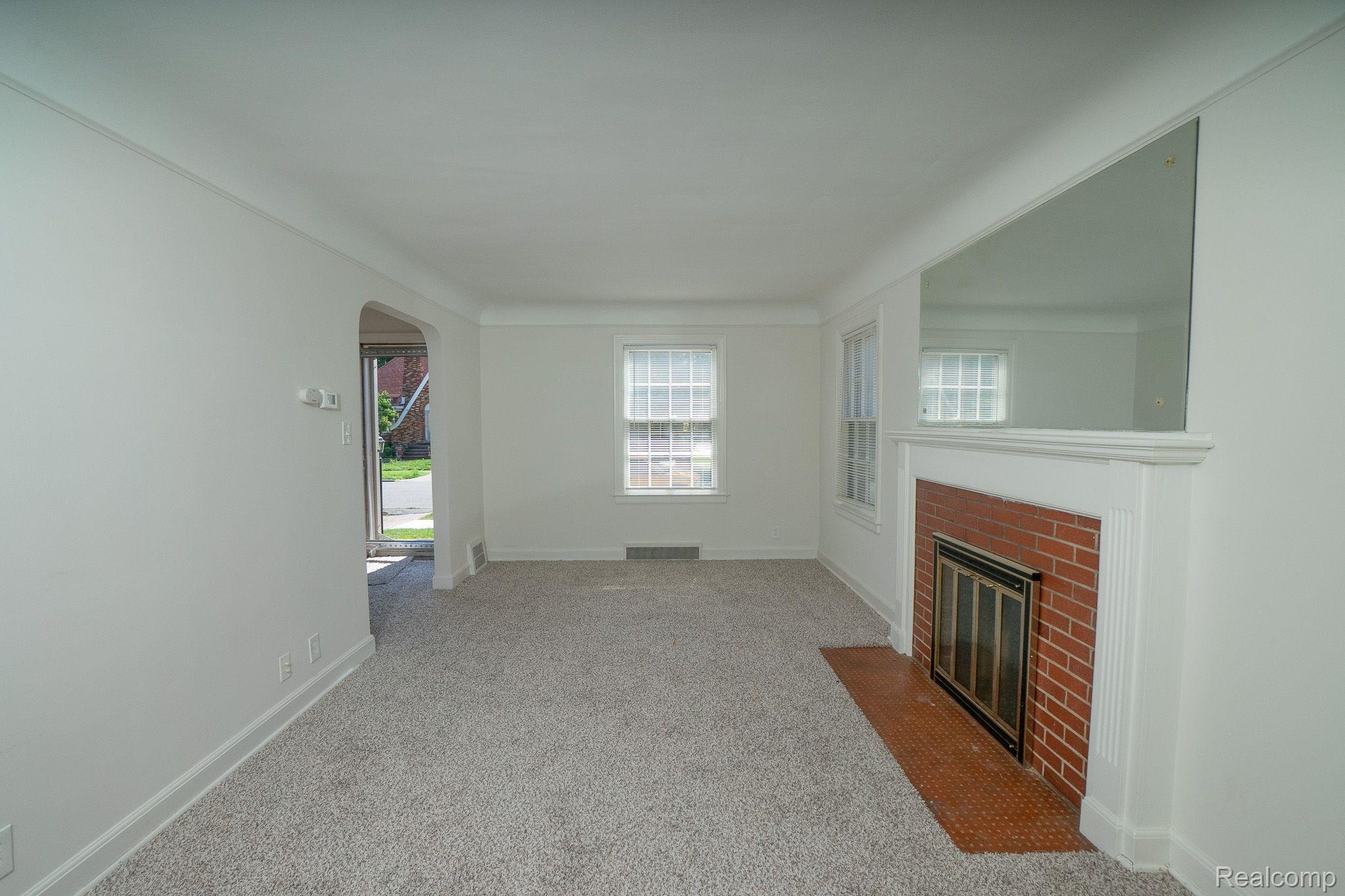 5290 DEVONSHIRE Road