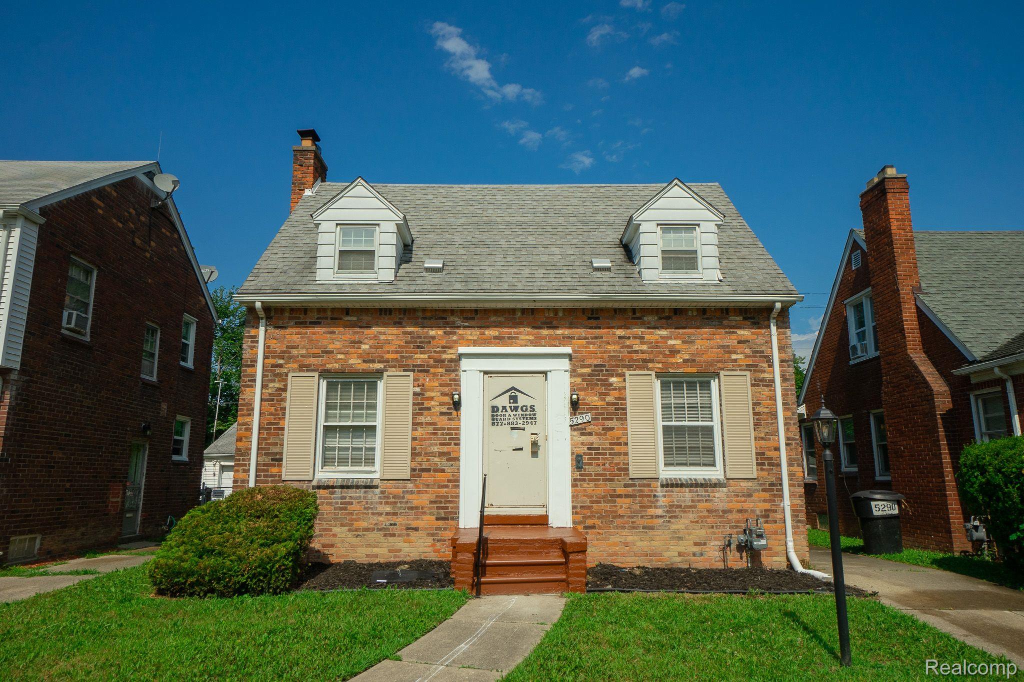 5290 DEVONSHIRE Road