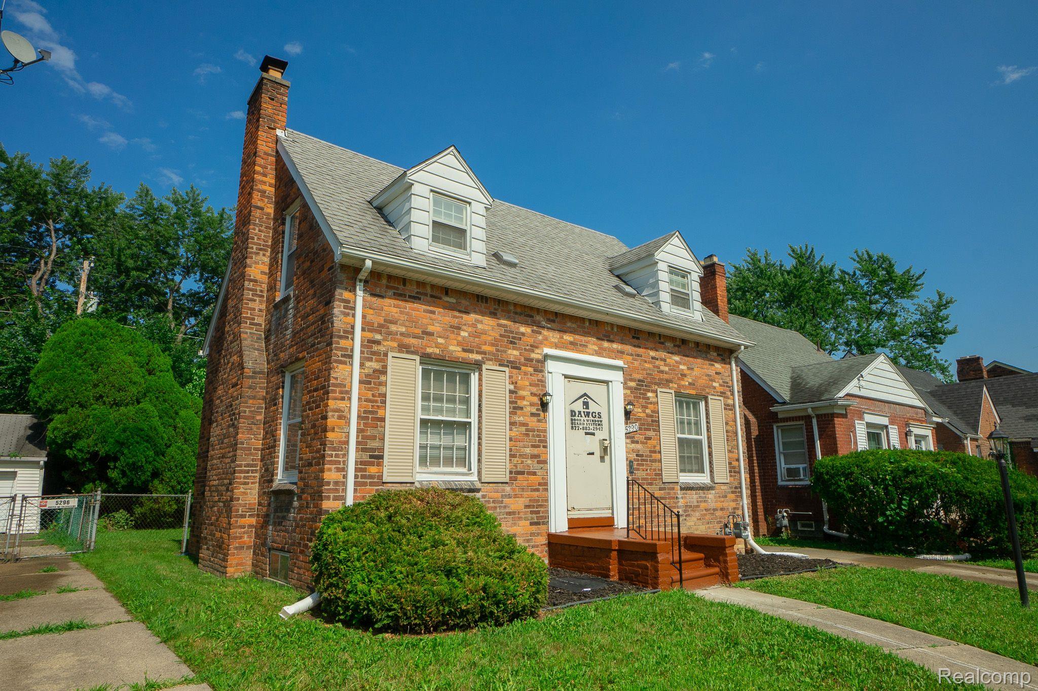 5290 DEVONSHIRE Road