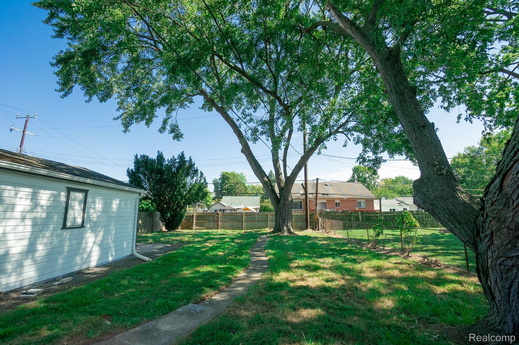 15051 BAILEY Street