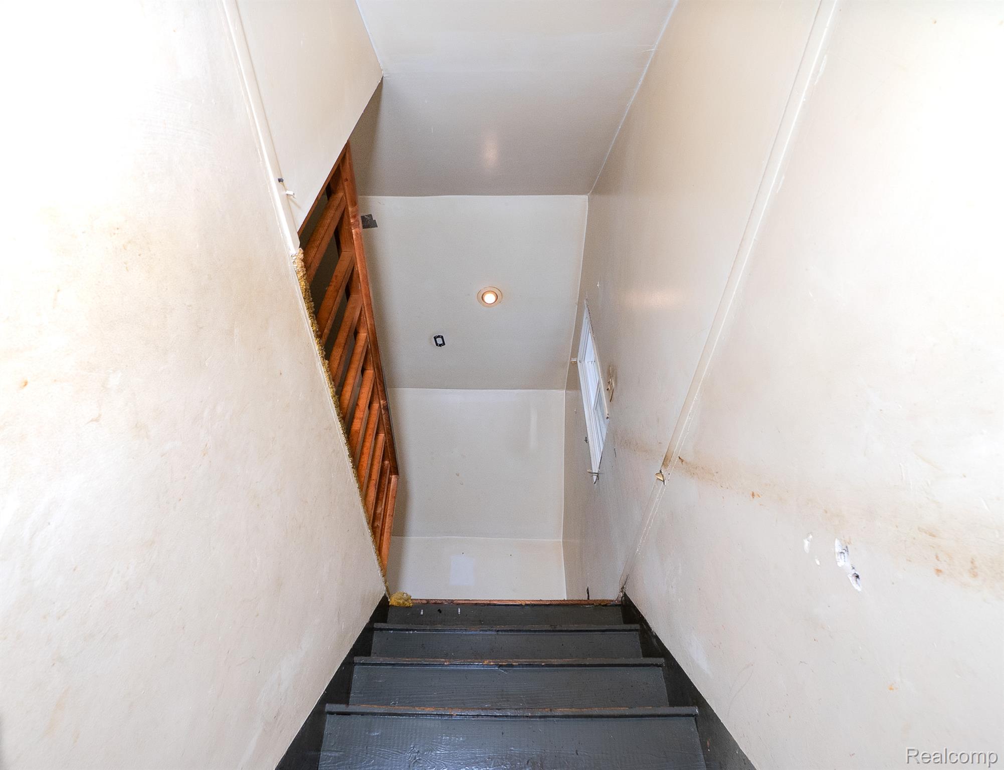 16226 MARK TWAIN Street