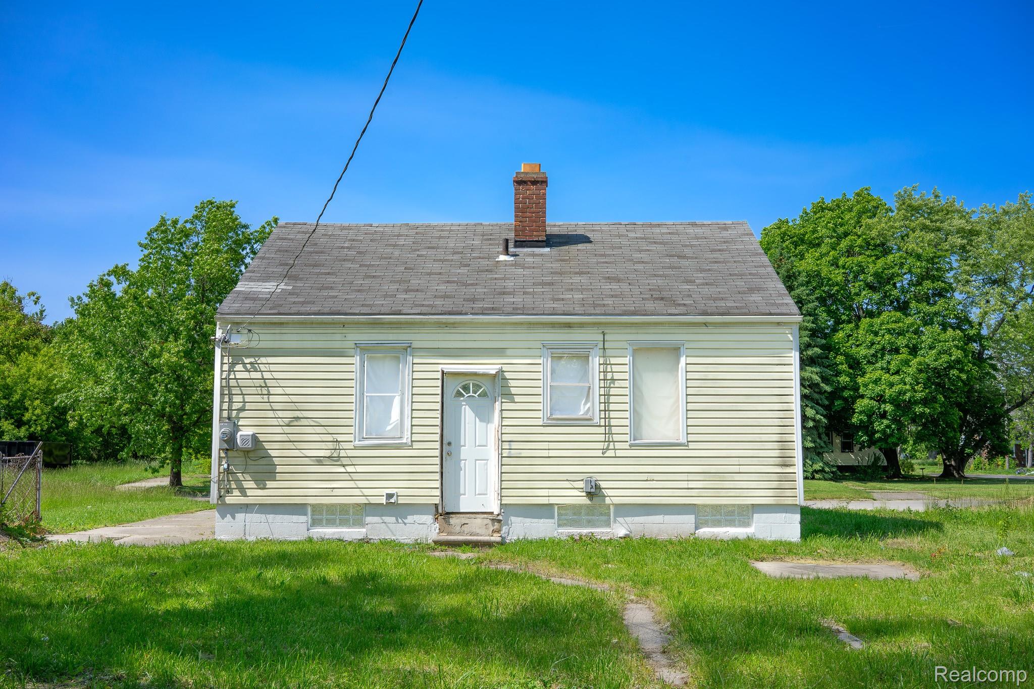 16100 LIBERAL Street