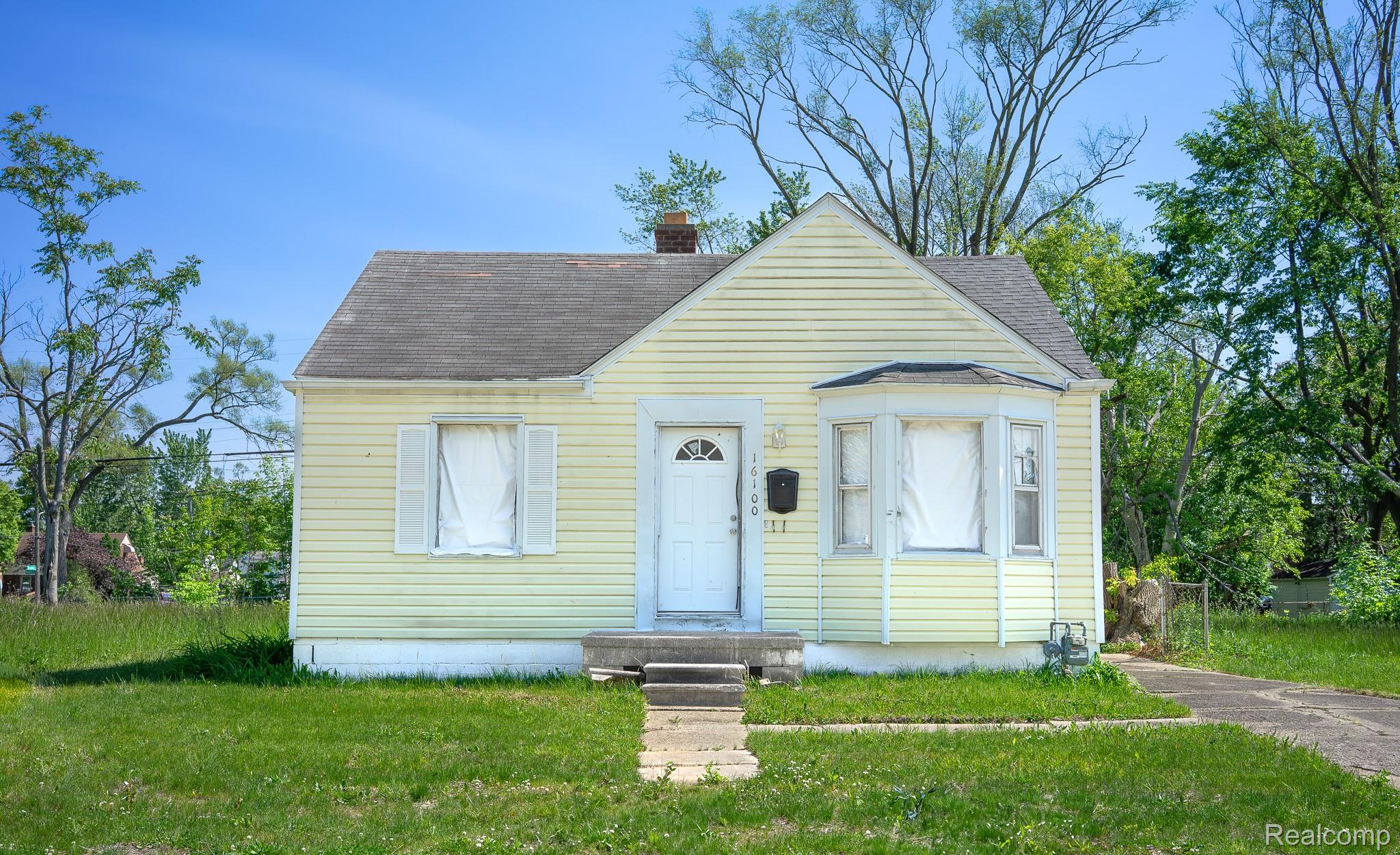 16100 LIBERAL Street