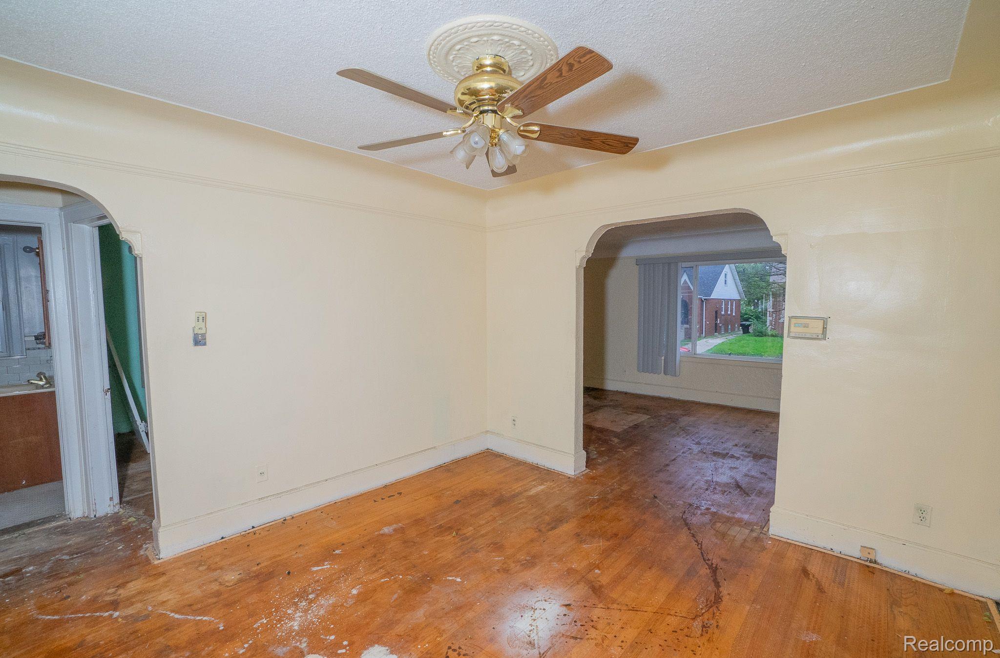 14941 FREELAND Street