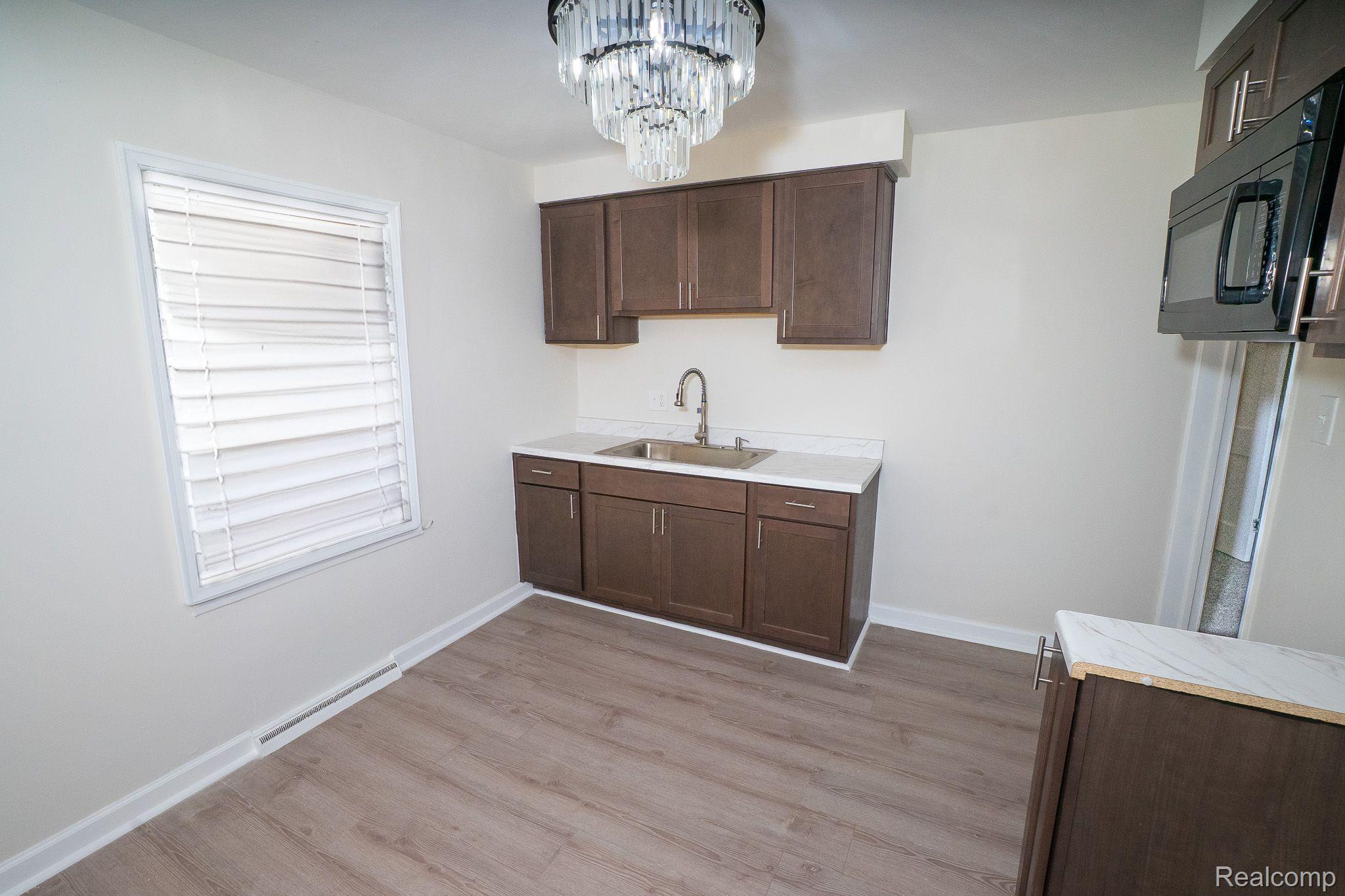 16468 COLLINGHAM Drive