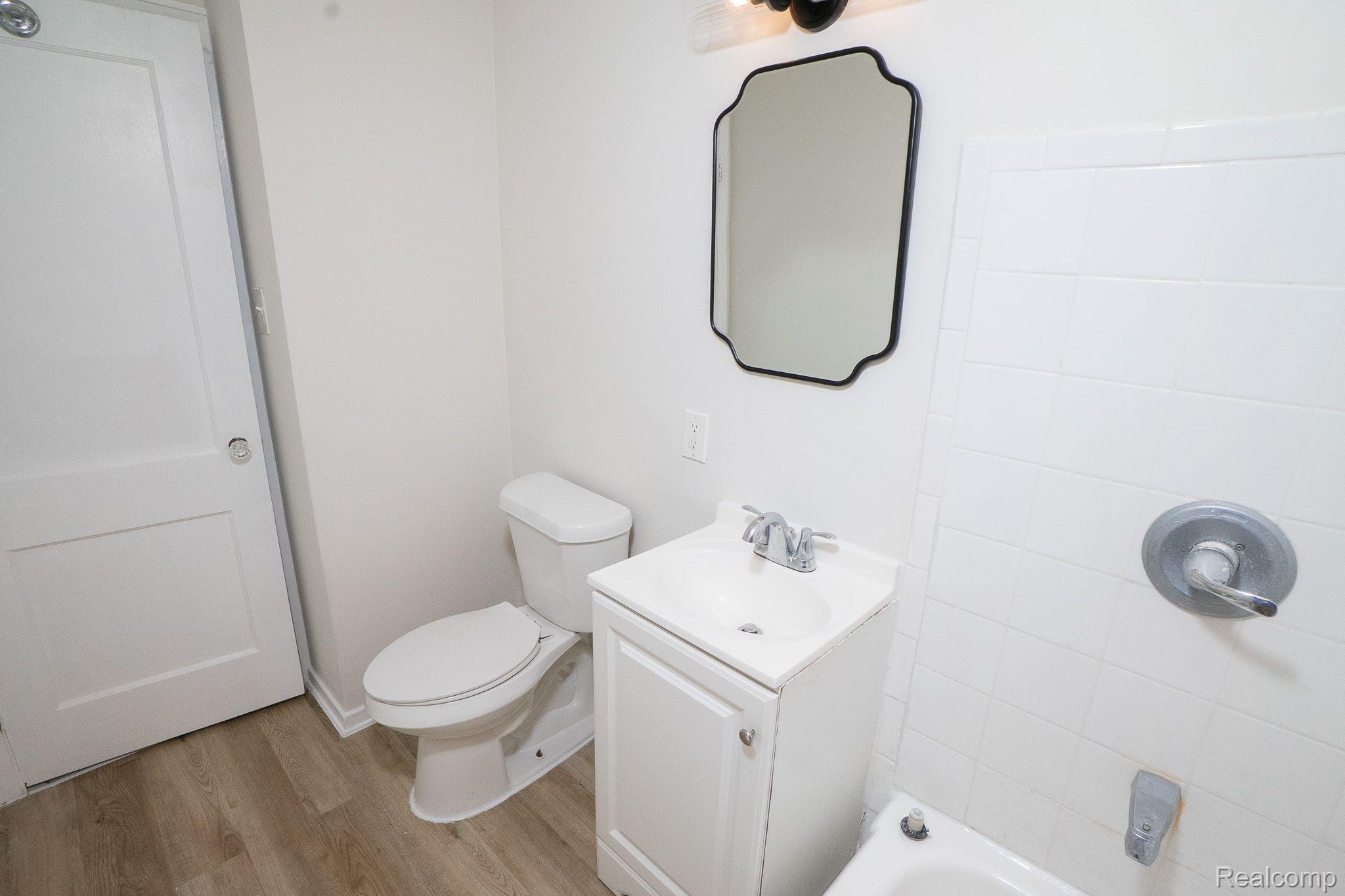 16468 COLLINGHAM Drive