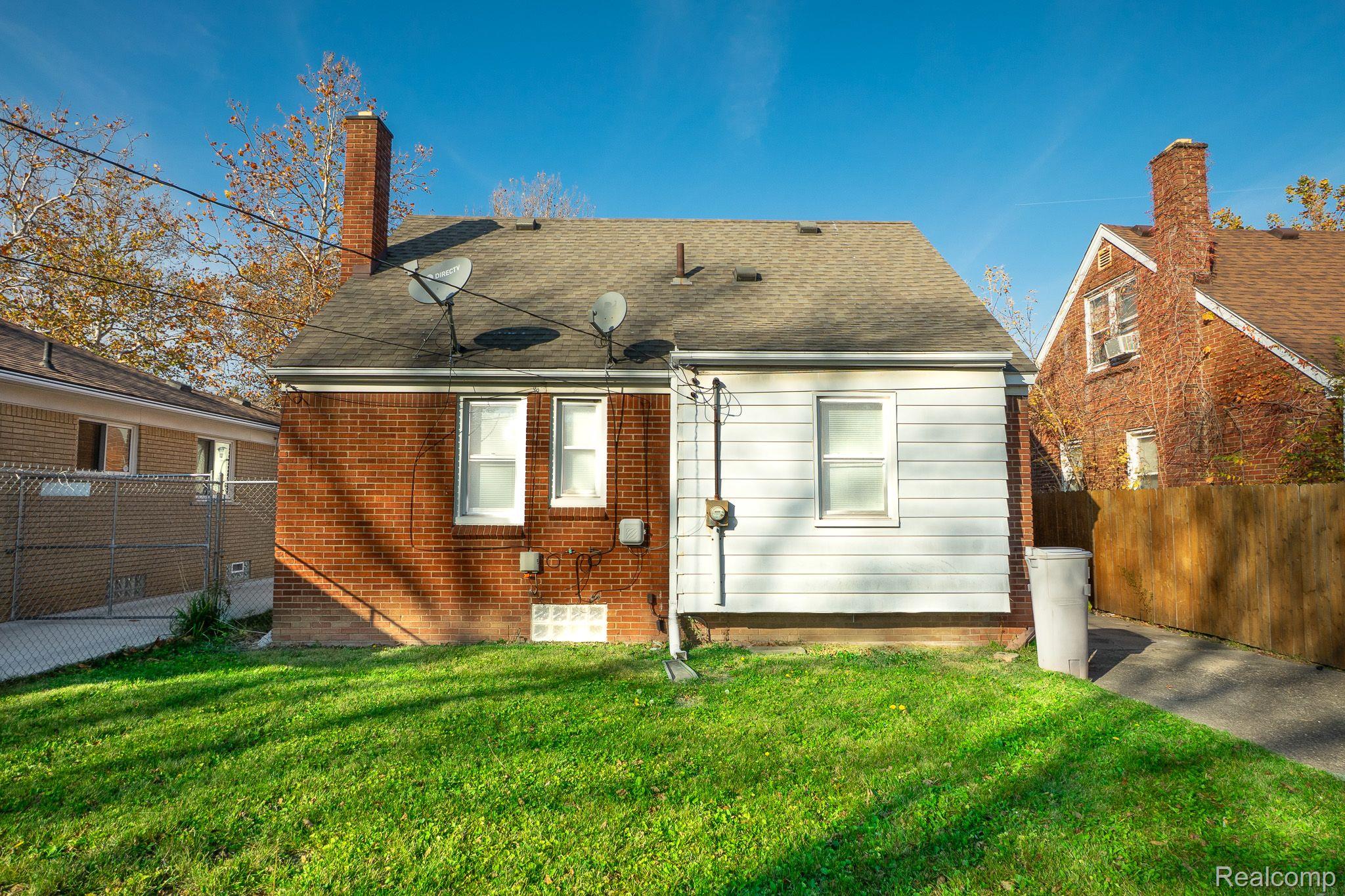 16468 COLLINGHAM Drive