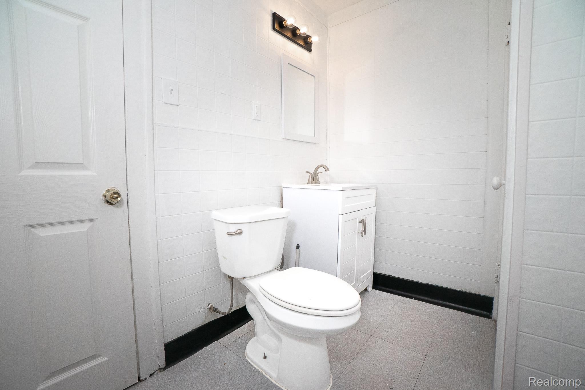 17376 Fielding Street