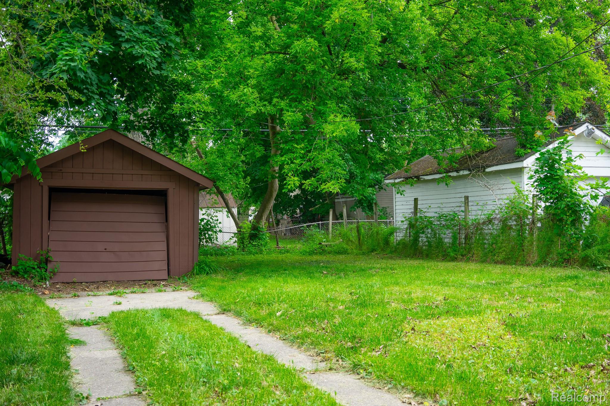 17376 Fielding Street