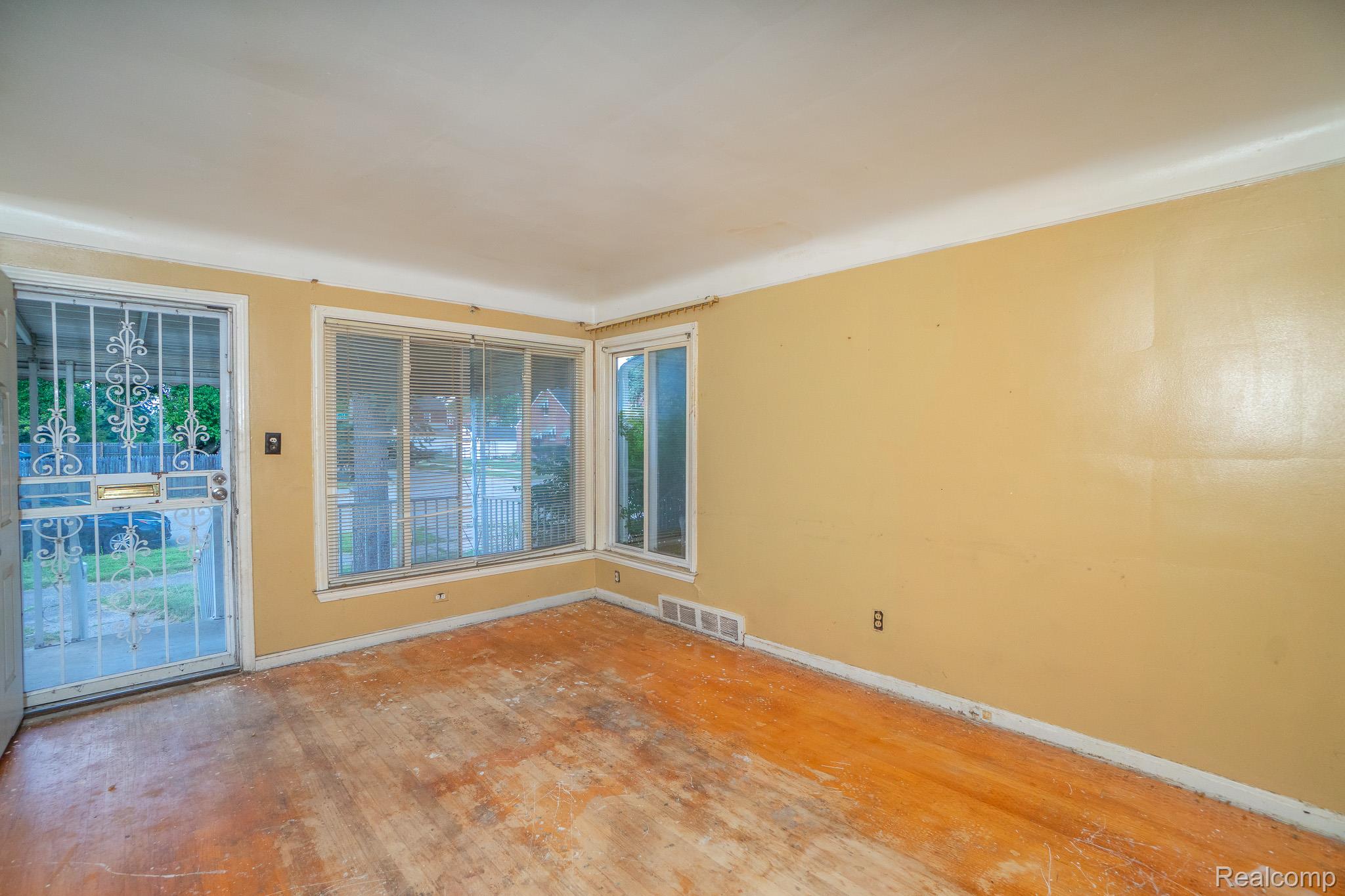 13150 GLENFIELD Street