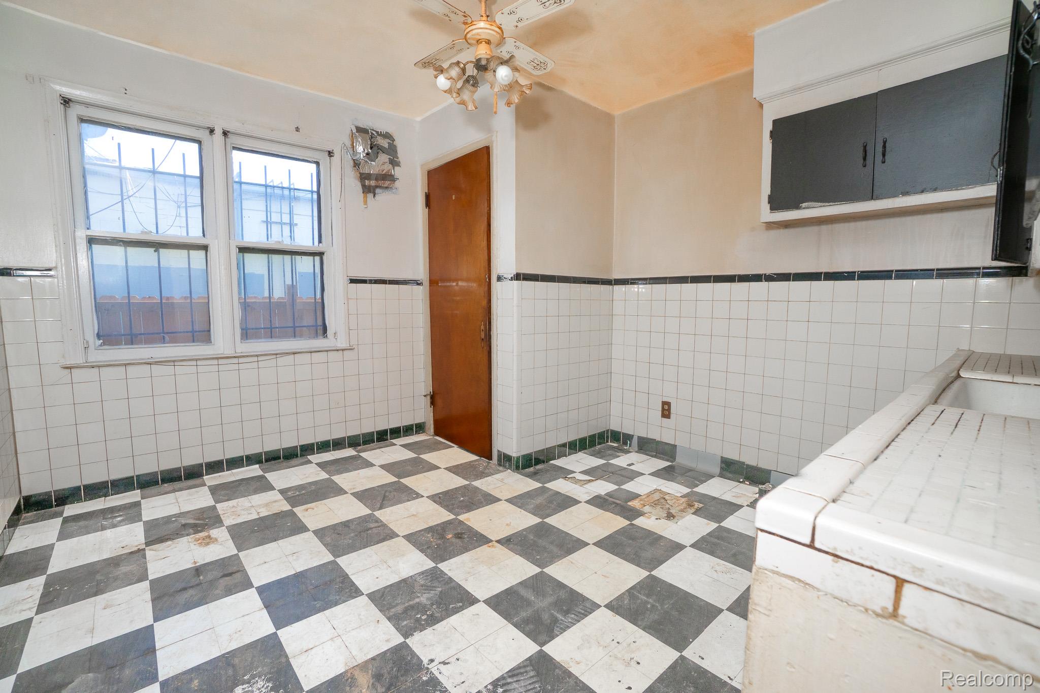 19126 STOTTER Street