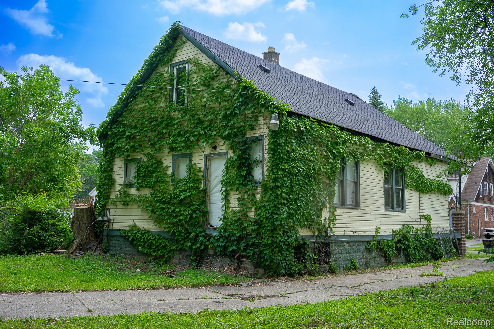 13057 CHELSEA Street