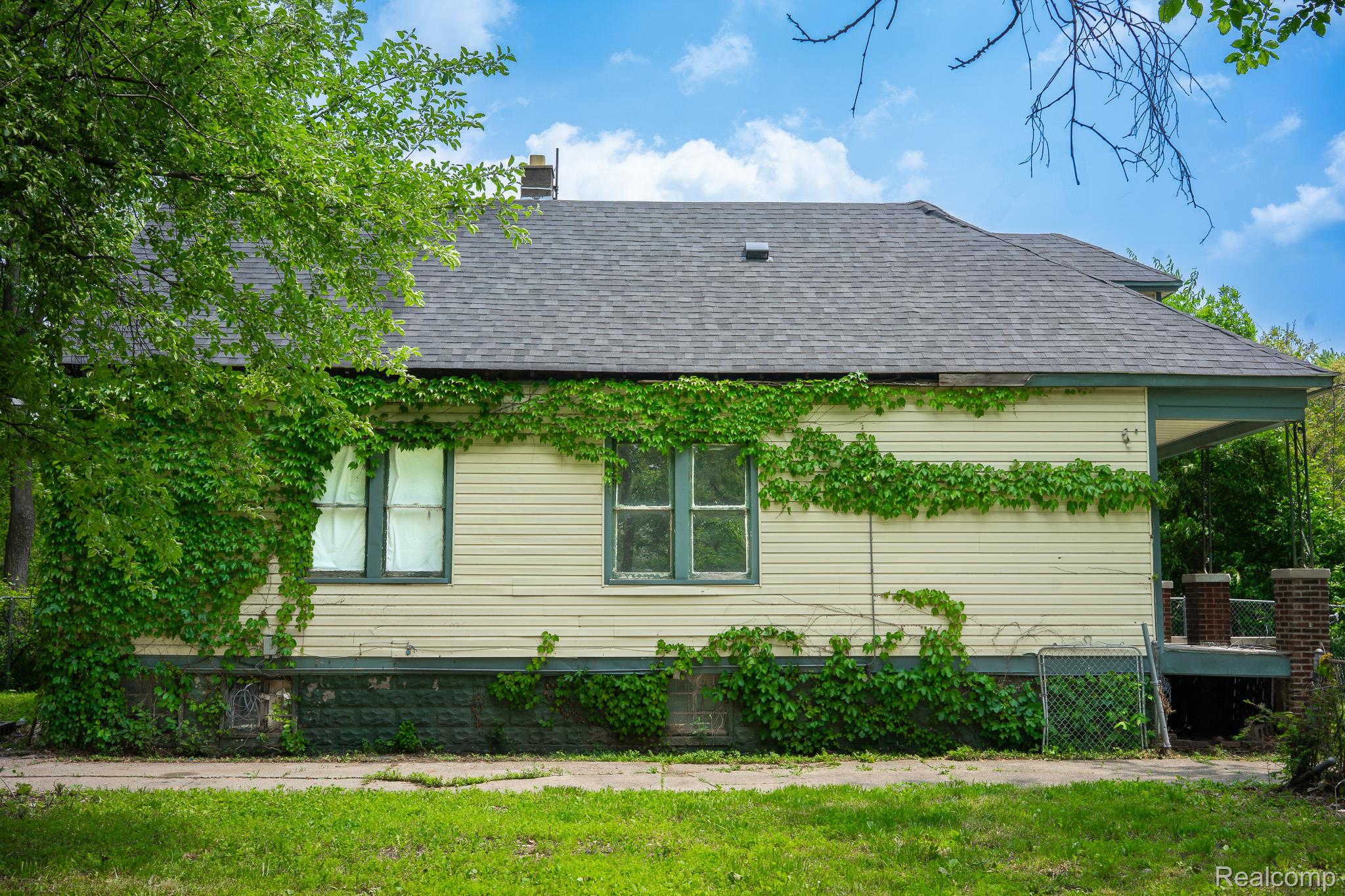 13057 CHELSEA Street