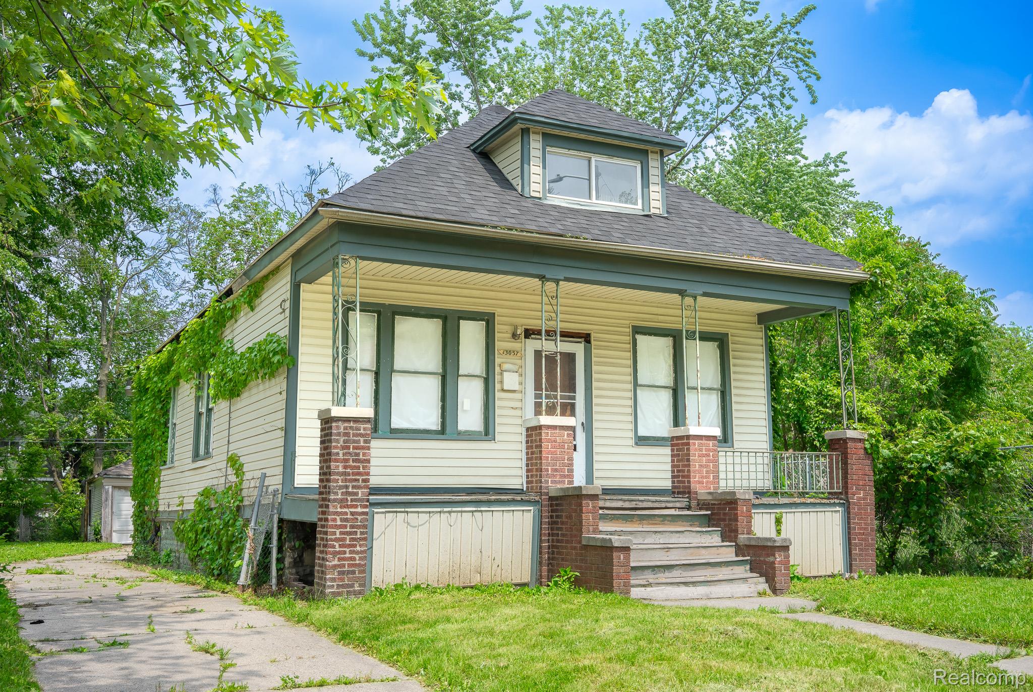 13057 CHELSEA Street