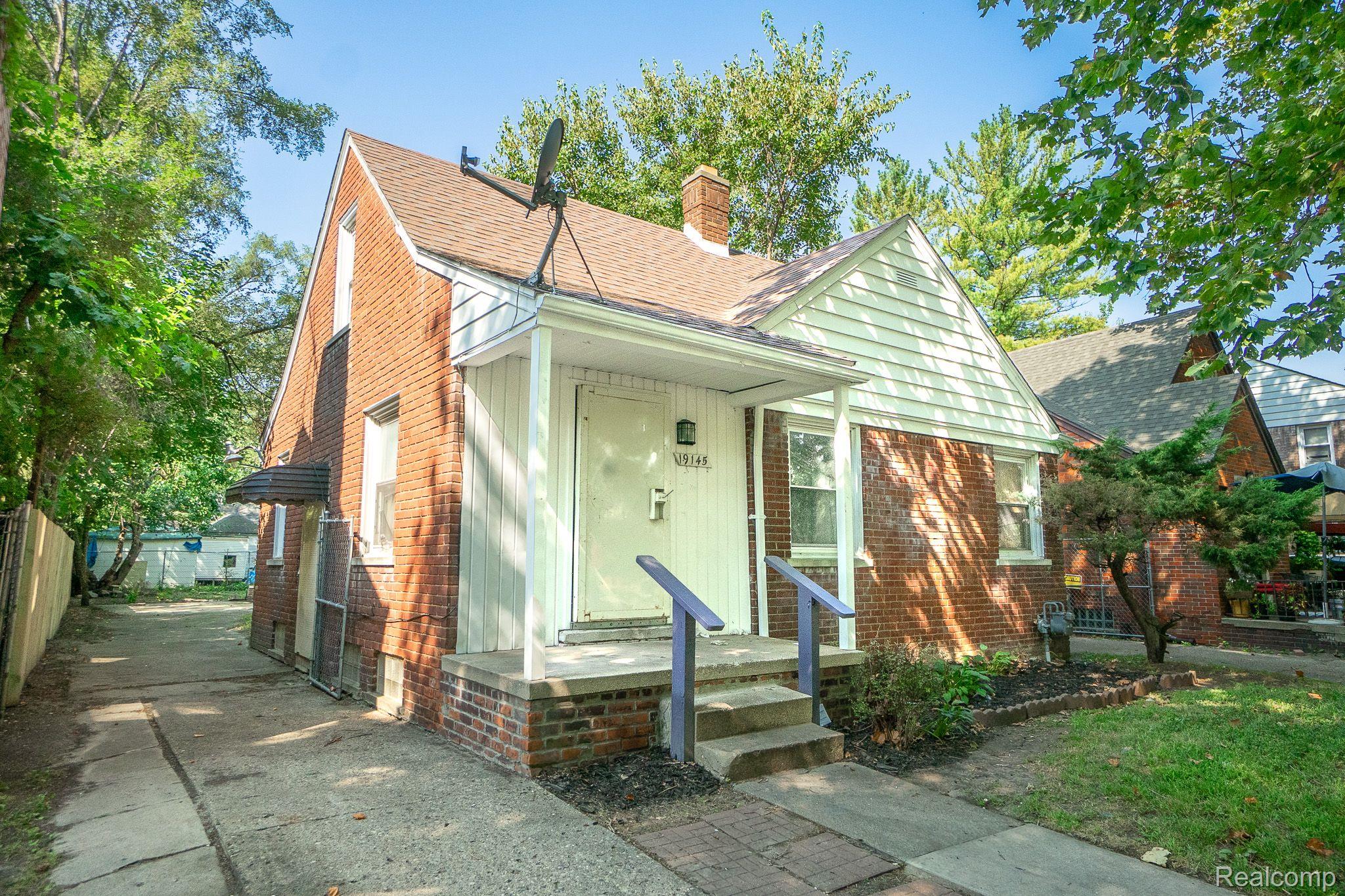 19145 STRASBURG Street