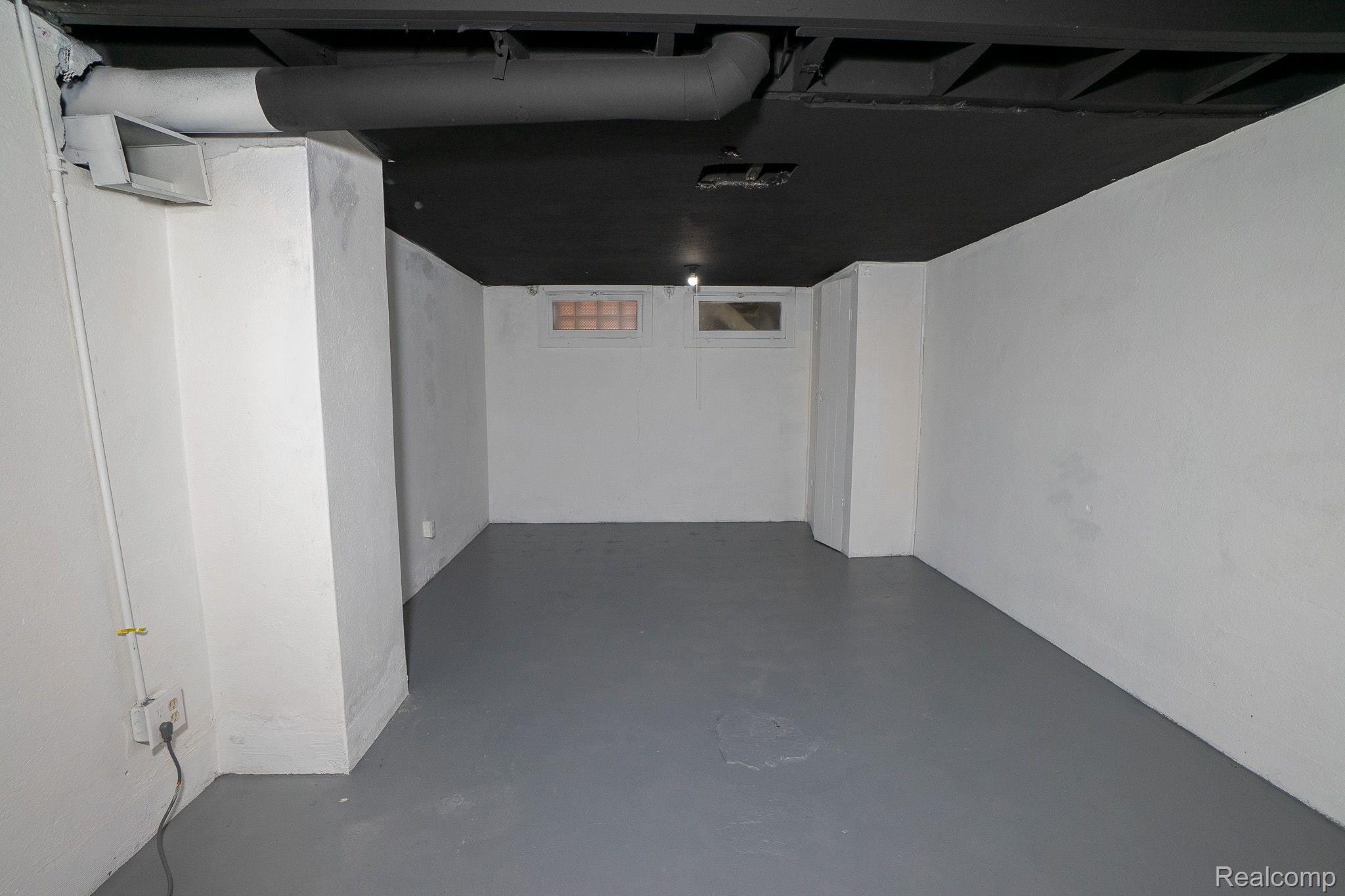 19145 STRASBURG Street