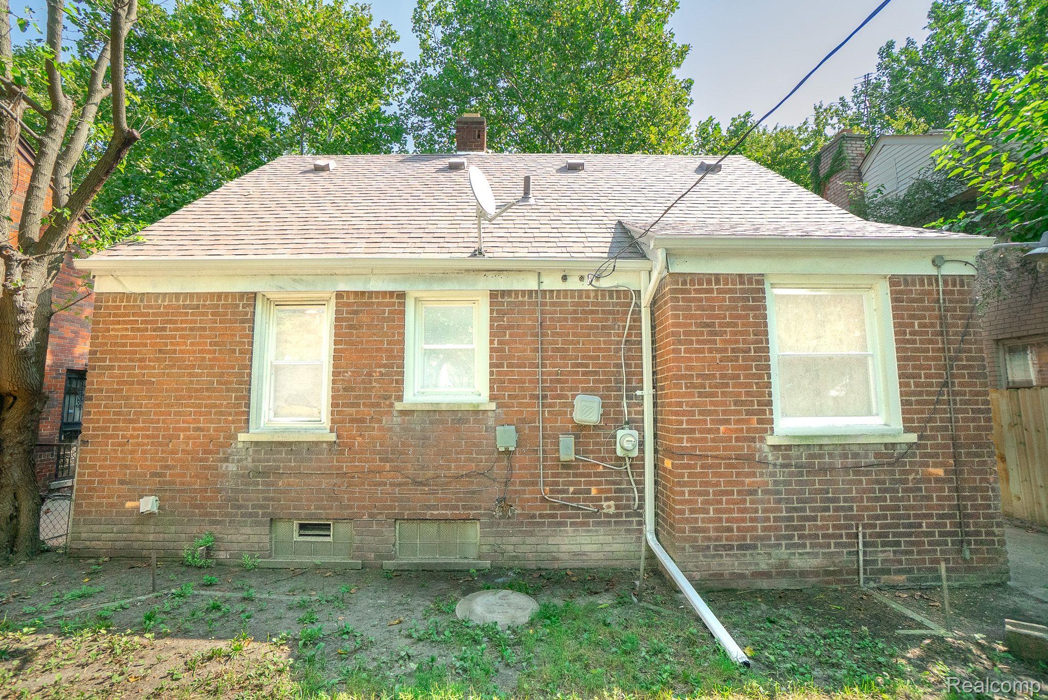 19145 STRASBURG Street