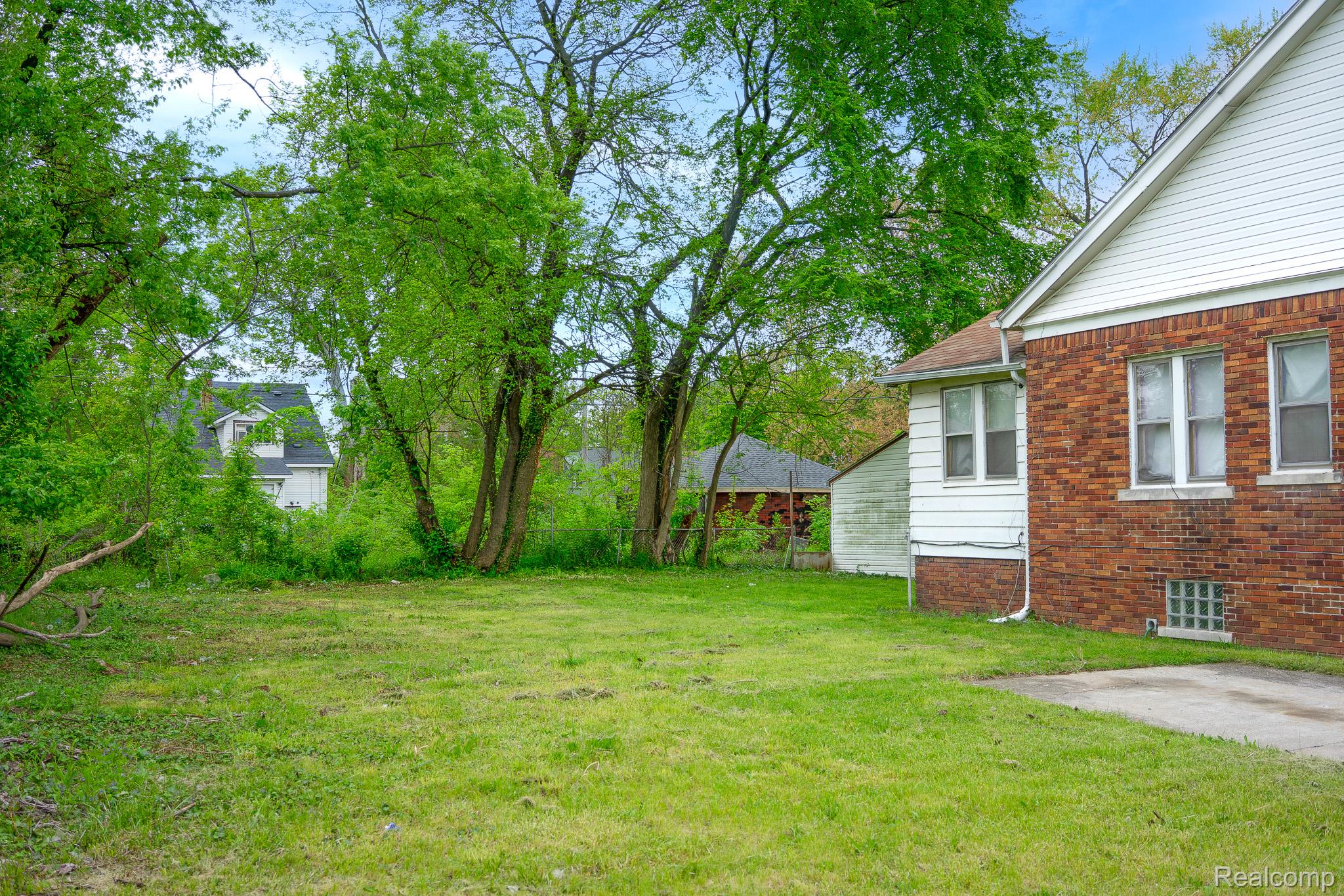 12151 Corbett Street