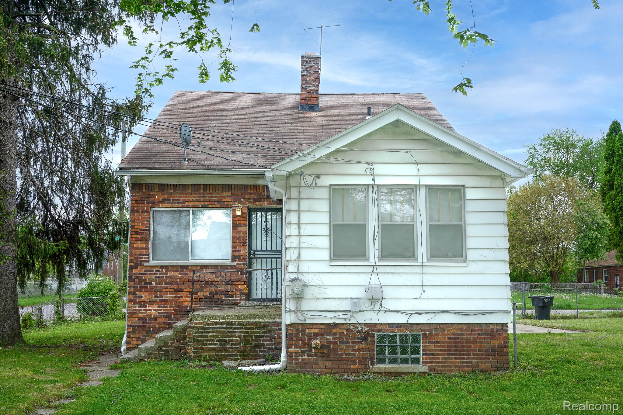 12151 Corbett Street