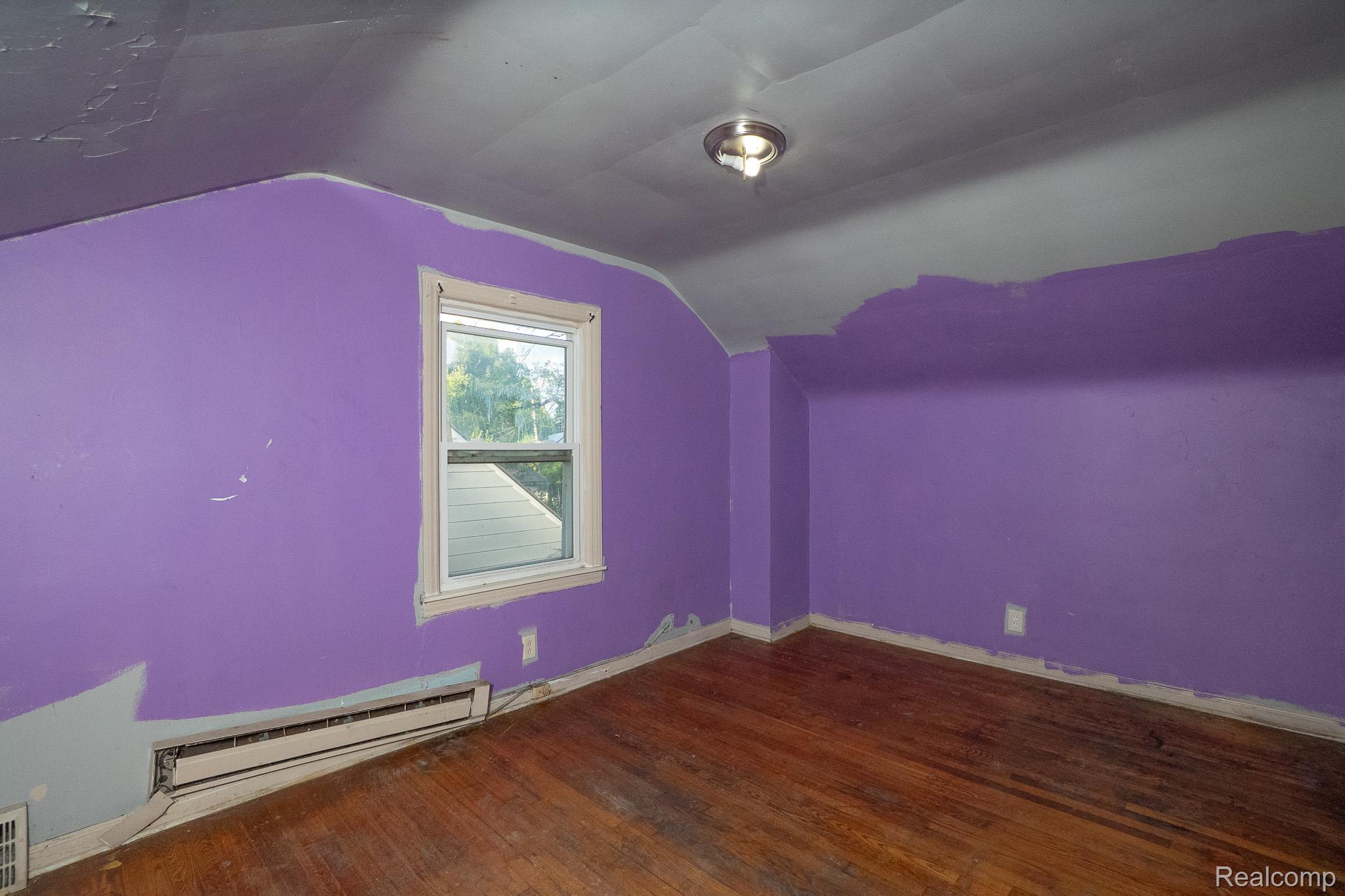 19140 ALGONAC Street