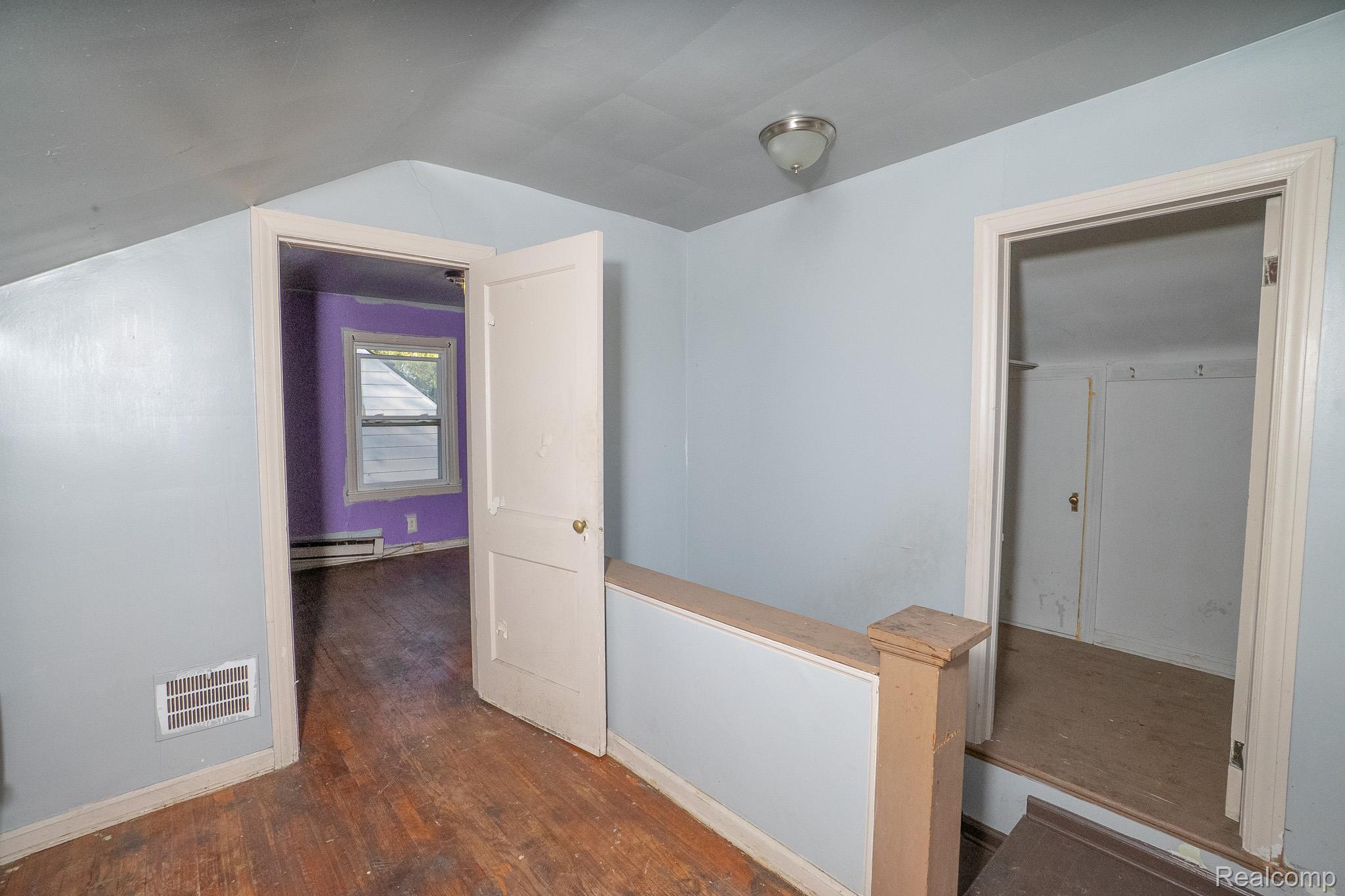 19140 ALGONAC Street