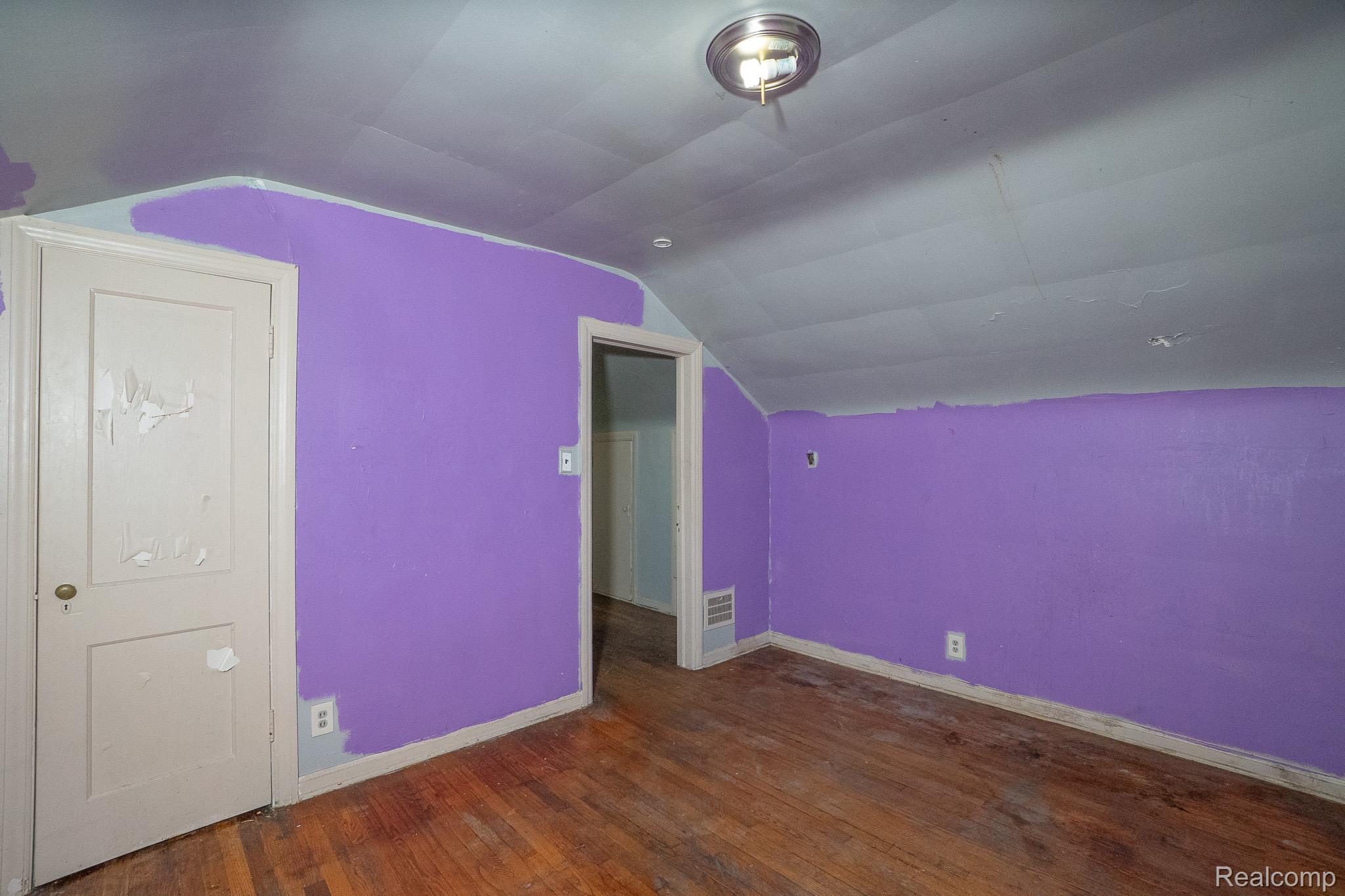 19140 ALGONAC Street