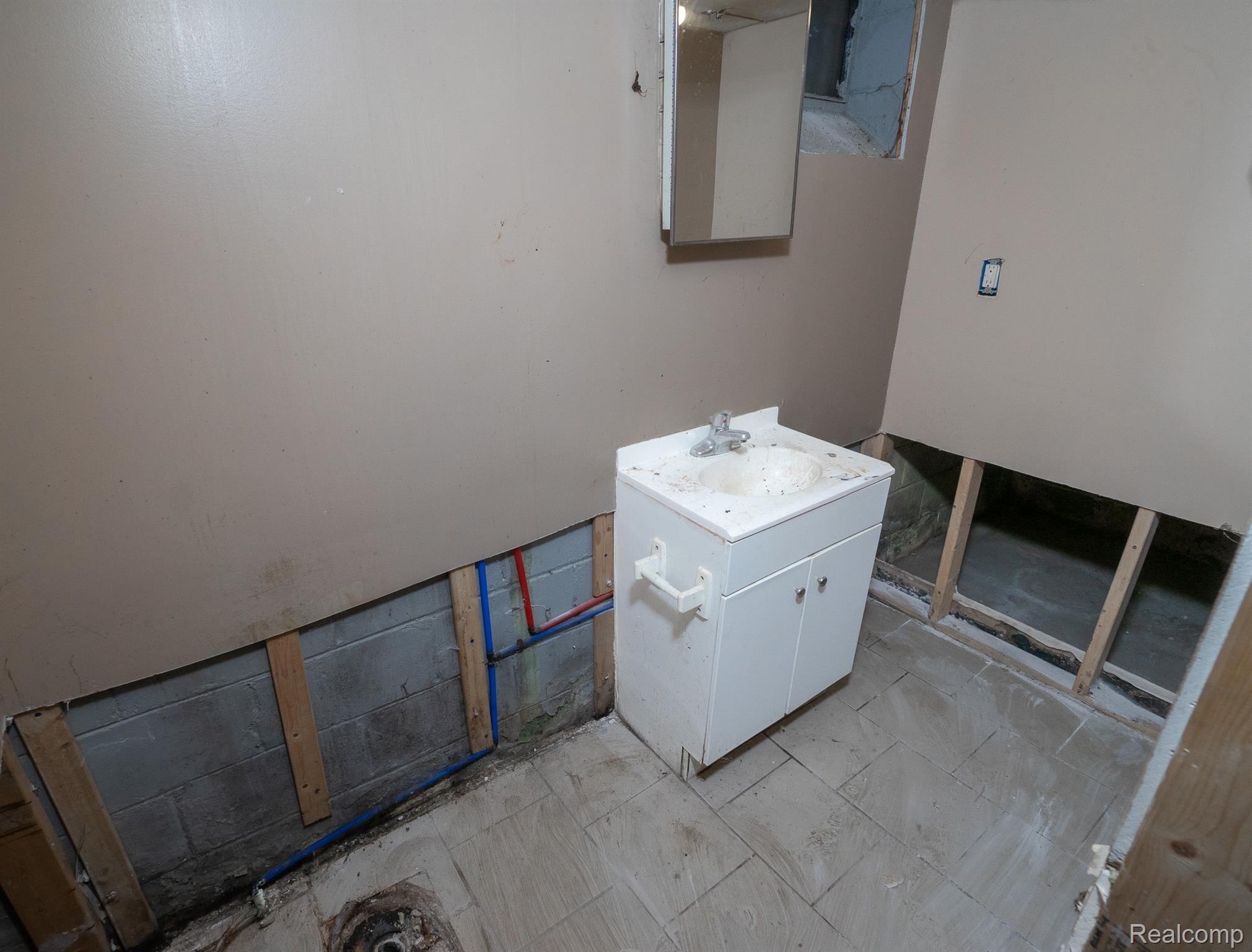 13150 GLENFIELD Street