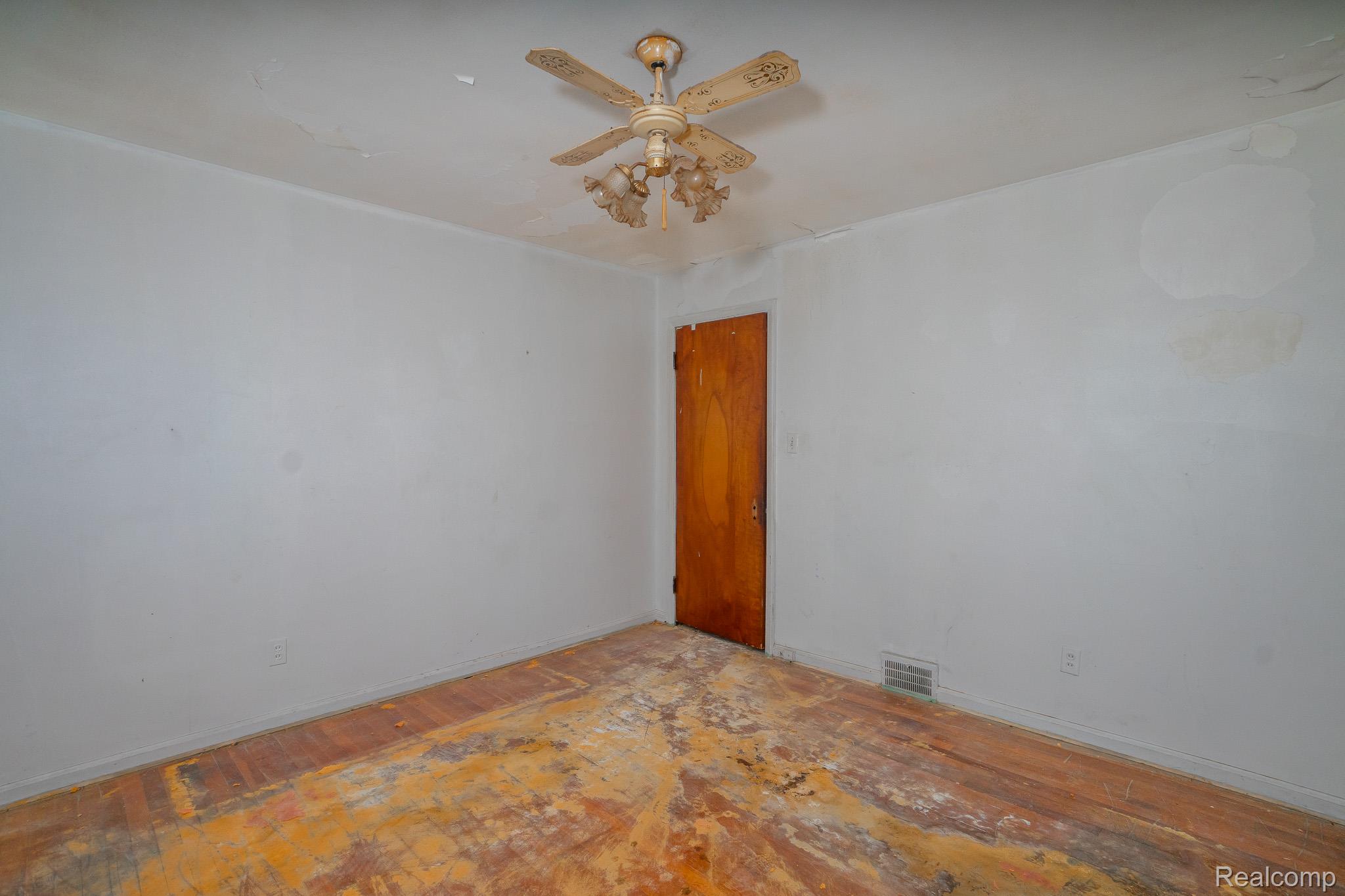 19126 STOTTER Street