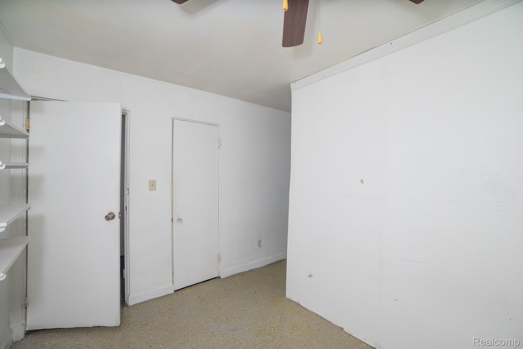 10785 E Outer Drive