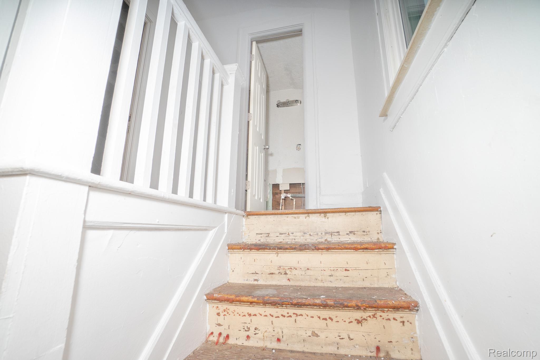 12257 W Jeffries Freeway