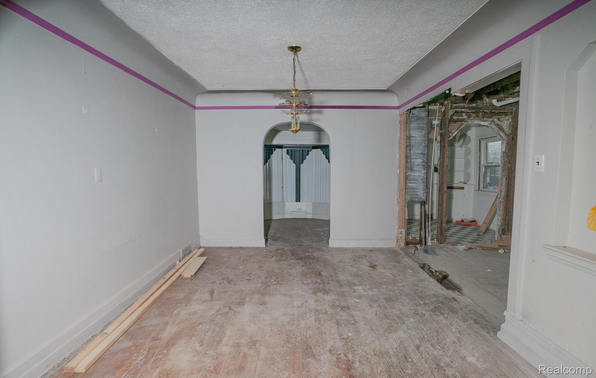 12257 W Jeffries Freeway