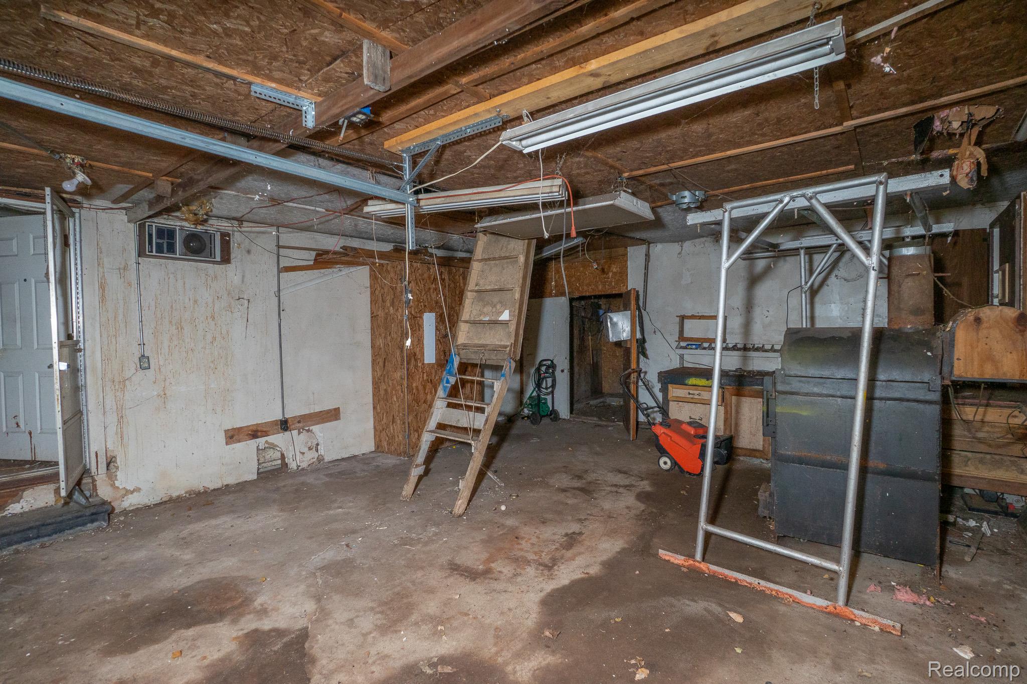 14088 FELLRATH Street