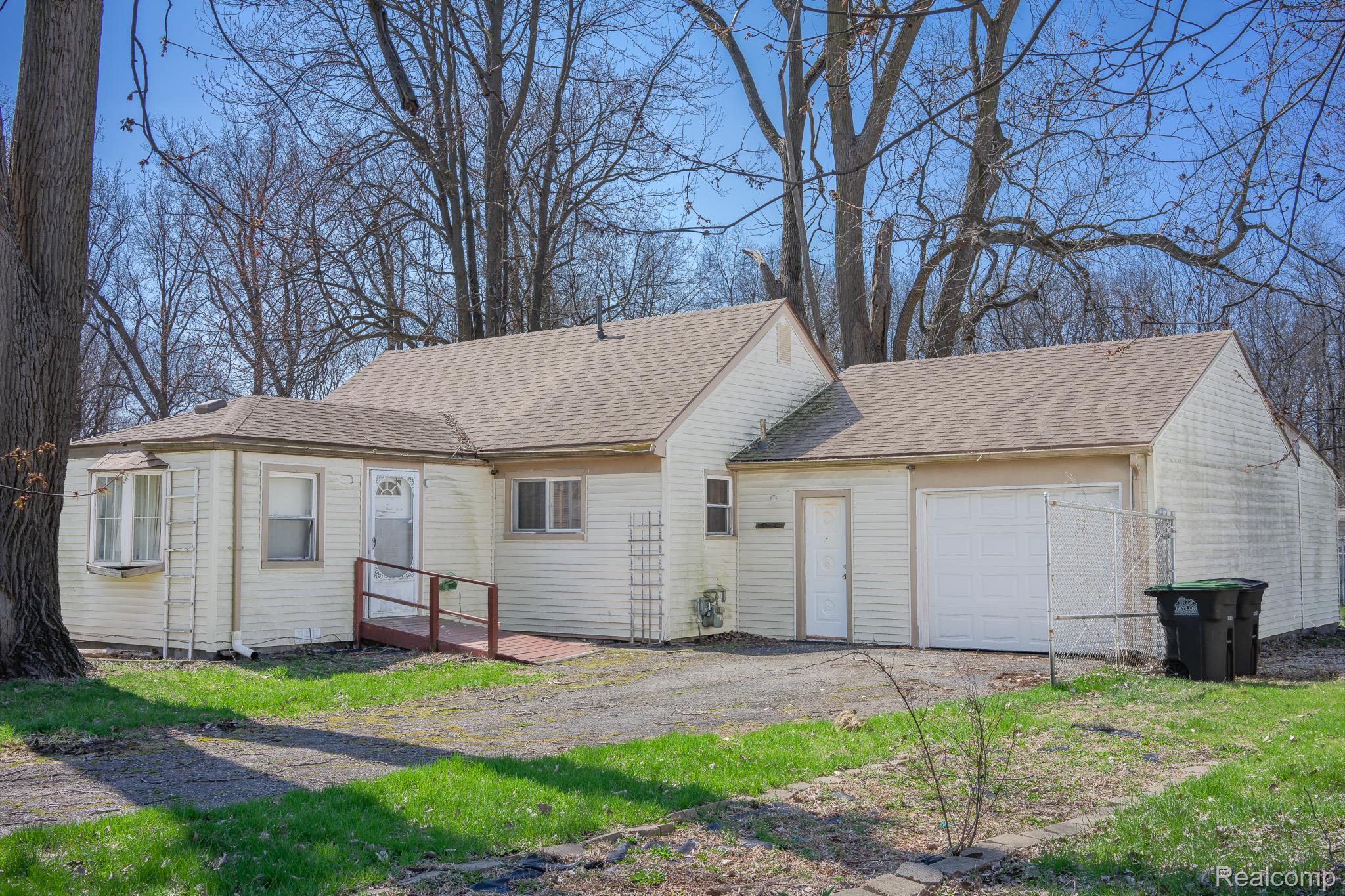 14088 FELLRATH Street