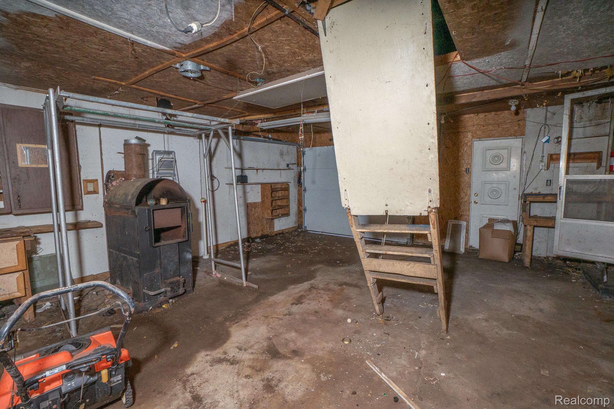 14088 FELLRATH Street